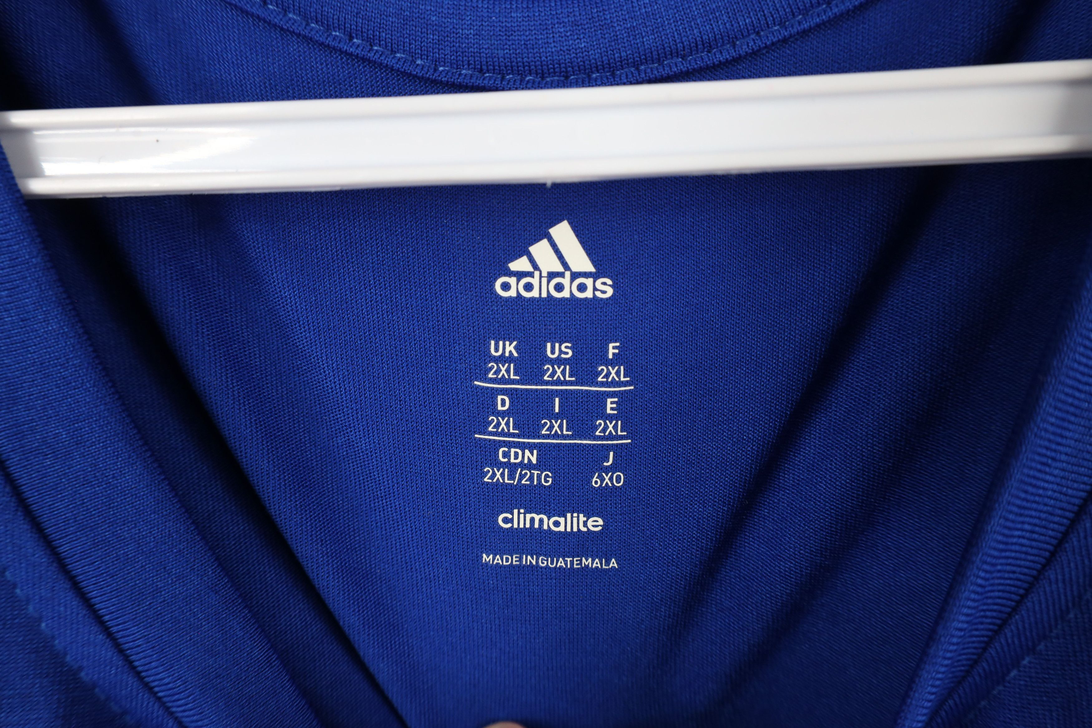 Adidas × Vintage New Adidas Spell Kansas University Basketball T-Shirt Blue Size US XXL / EU 58 / 5 - 7 Thumbnail