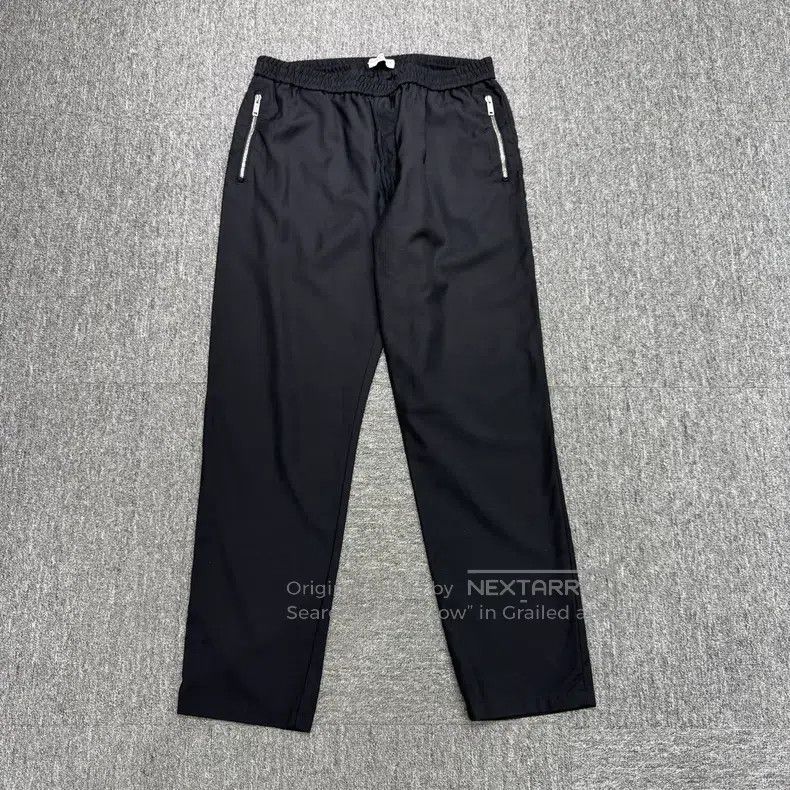 Givenchy Givenchy Size 56 Black Wool Casual Pants Size: 5 Size US 31 - 1 Thumbnail