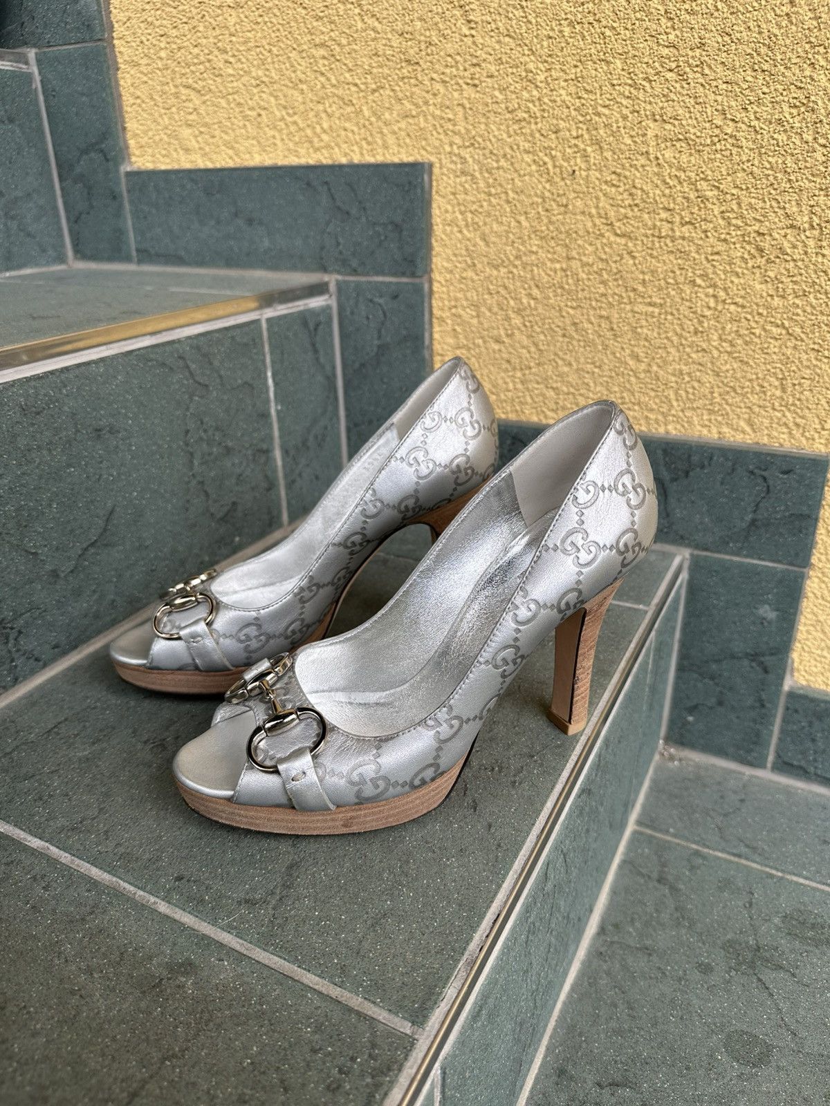 Gucci Gucci Monogram Heels Pumps Gray Luxury Shoes Made in Italy Size US 5.5 / IT 35.5 - 3 Thumbnail