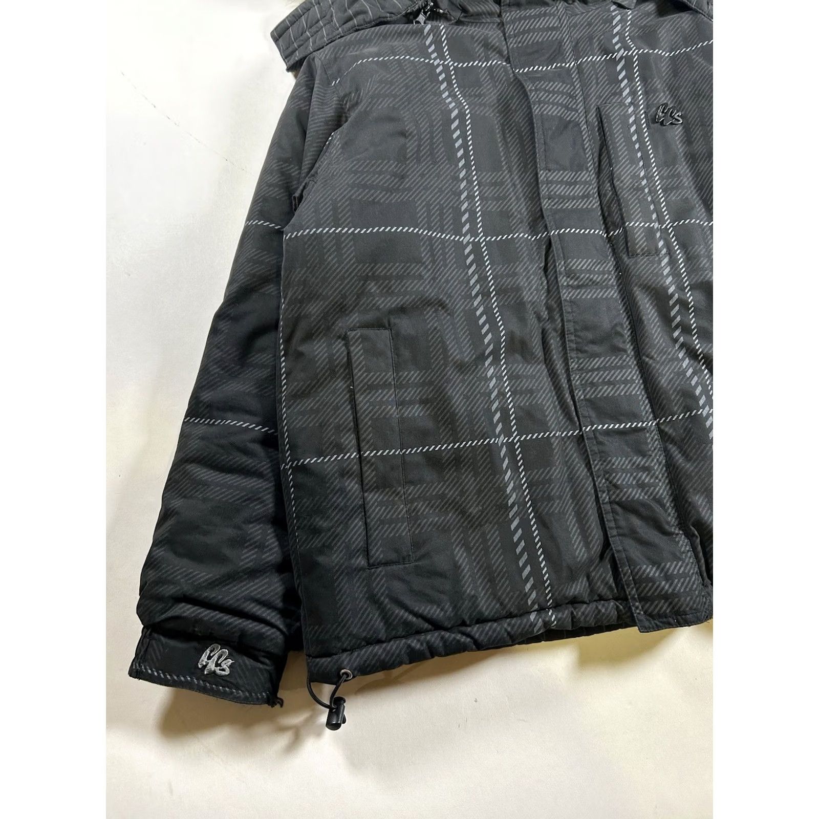 Vintage VINTAGE CCS Puffer Jacket Snowboard Skateboard Winter Reversible M Black Size US M / EU 48-50 / 2 - 4 Thumbnail