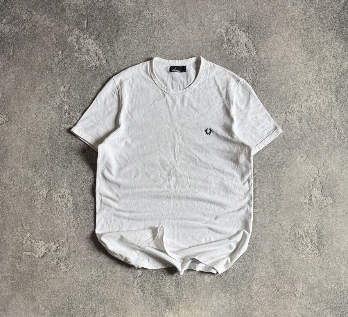 Fred Perry Fred Perry L casual white tee tshirt Size US L / EU 52-54 / 3 - 1 Thumbnail