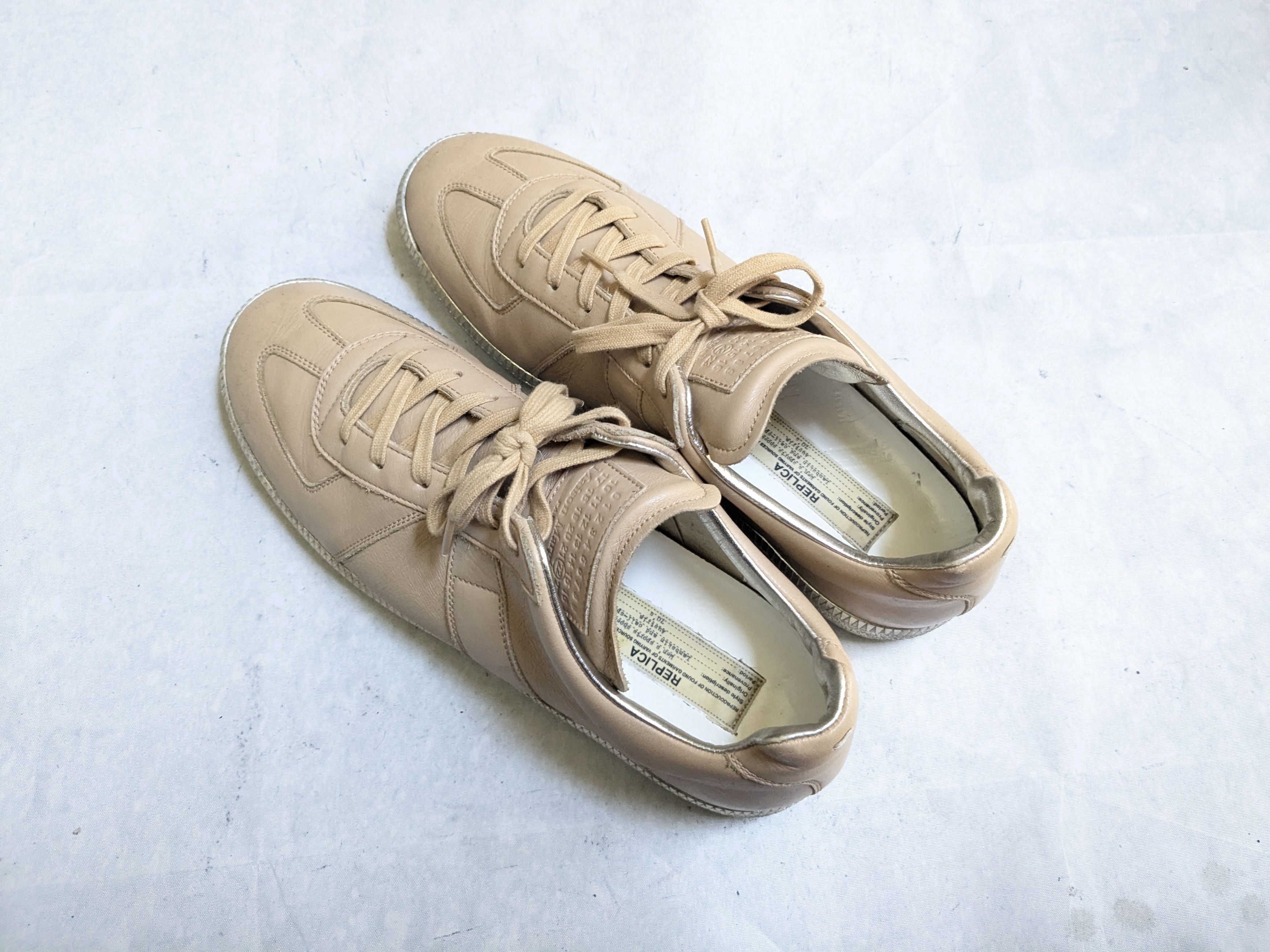 Maison Margiela Maison Margiela Replica GAT Silver 11 44 Low Tops Leather Size US 11 / EU 44 - 18 Thumbnail