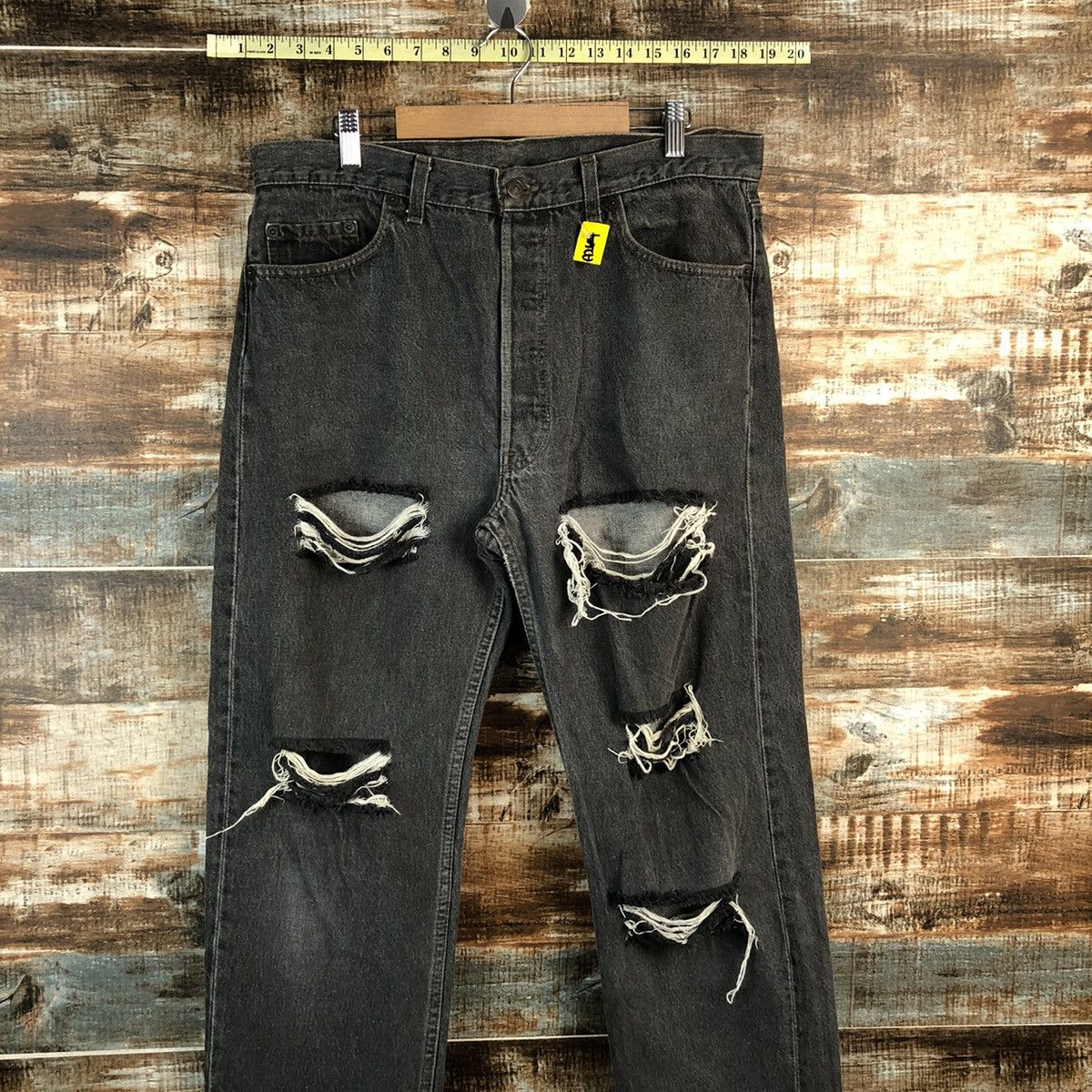 Levi's Levis 501 vintage Grey ripped Distressed Denim Pants #A2604 Size US 36 / EU 52 - 2 Thumbnail