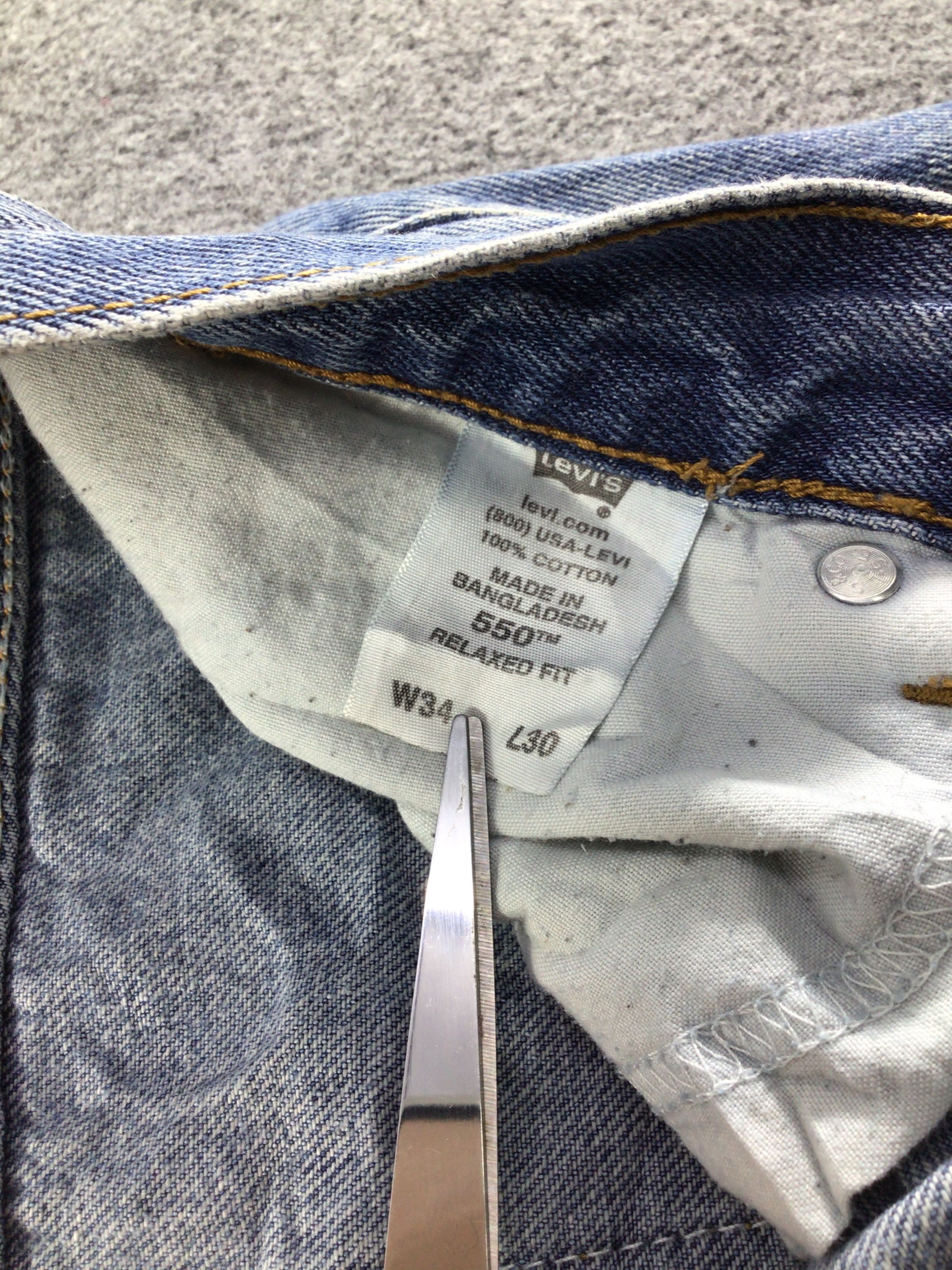 Levi's Vintage Levis 550 Jeans Dirty Blue Wash -J450 Size US 33 - 10 Thumbnail