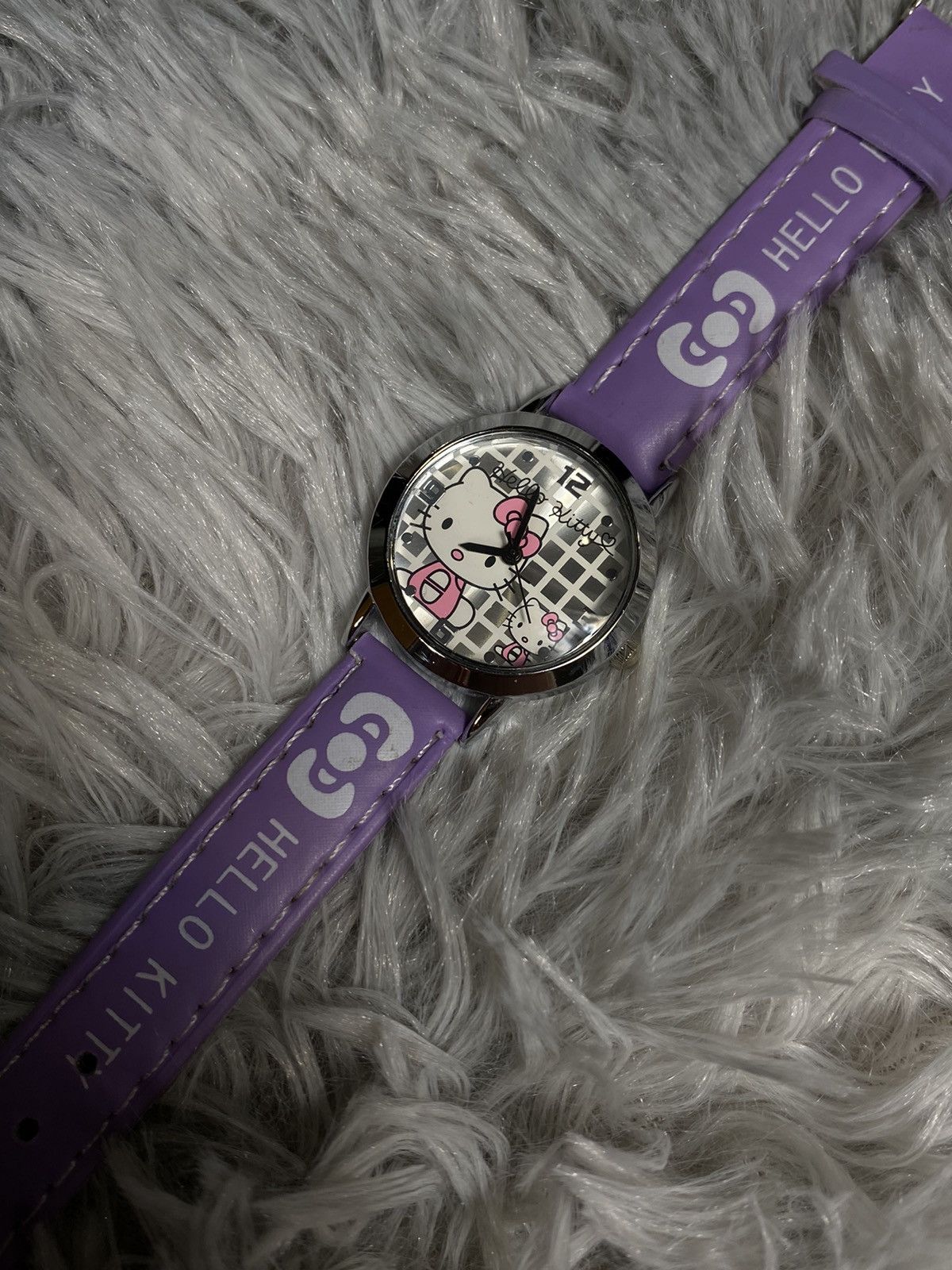 Japanese Brand × Jewelry × Vintage Hello Kitty Purple Watch | Work 100% | New Battery Installed Size ONE SIZE - 1 Thumbnail