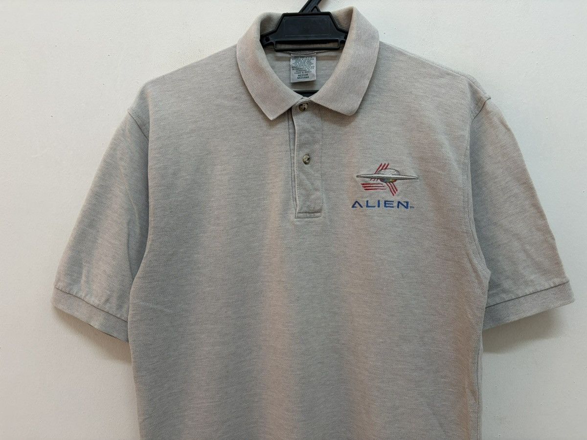 Vintage RARE 🔥 VINTAGE 90s ALIEN MOVIE PROMO POLO T EMBROIDERED LOGO Size US M / EU 48-50 / 2 - 3 Thumbnail