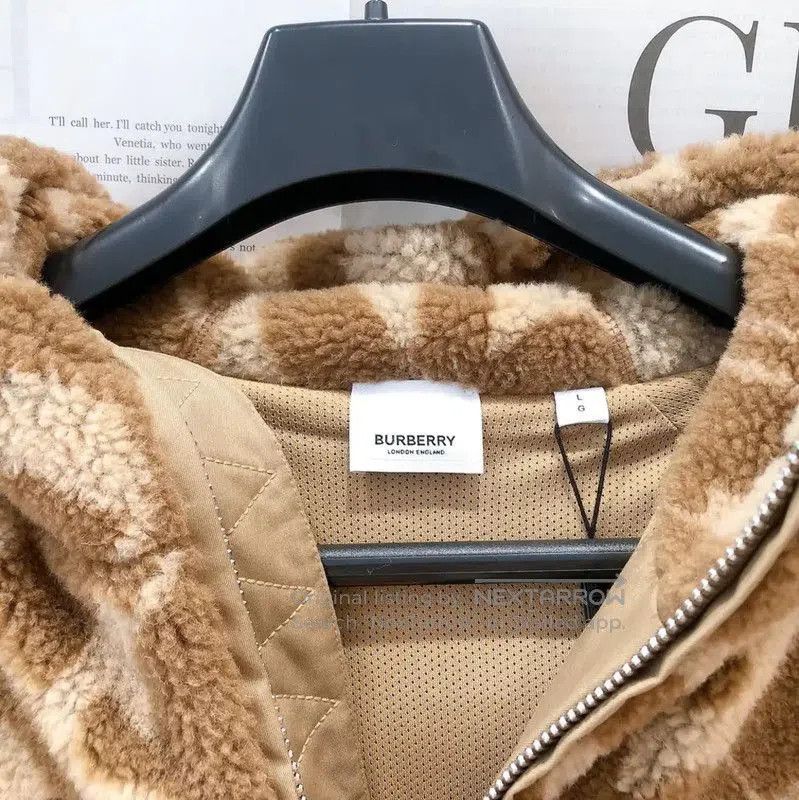 Burberry Burberry Beige Cashmere Blend Women's Jacket. Size L / US 10 / IT 46 - 5 Thumbnail