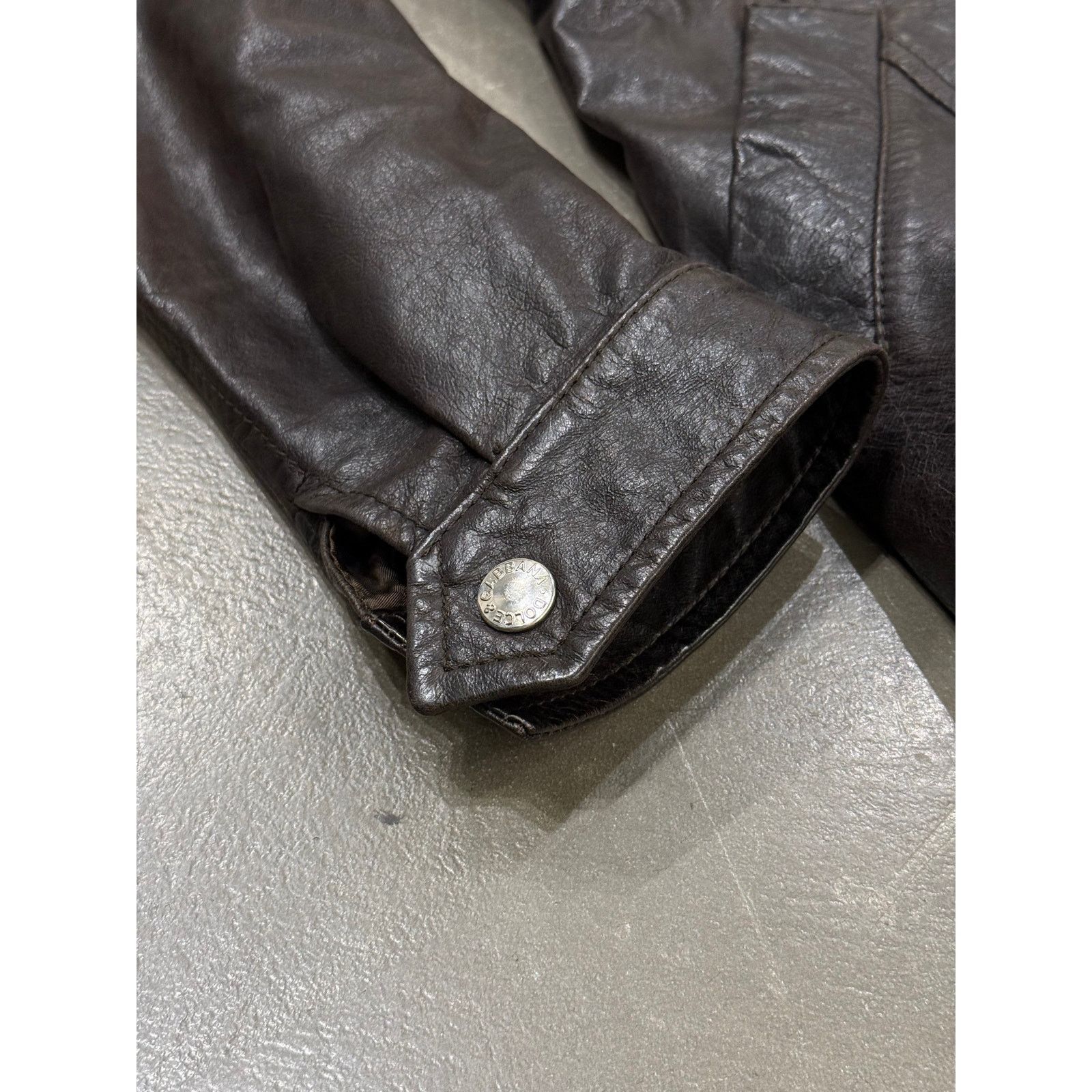 Dolce & Gabbana 1990s Dolce & Gabbana leather belted coat Size M / US 6-8 / IT 42-44 - 8 Thumbnail