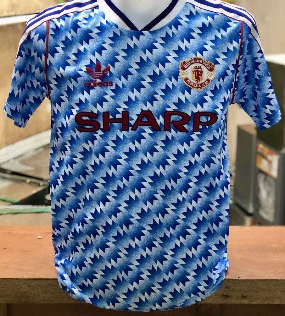 Vintage Vintage Manchester United 1990-1992 Away Kit Size US XL / EU 56 / 4 - 1 Thumbnail