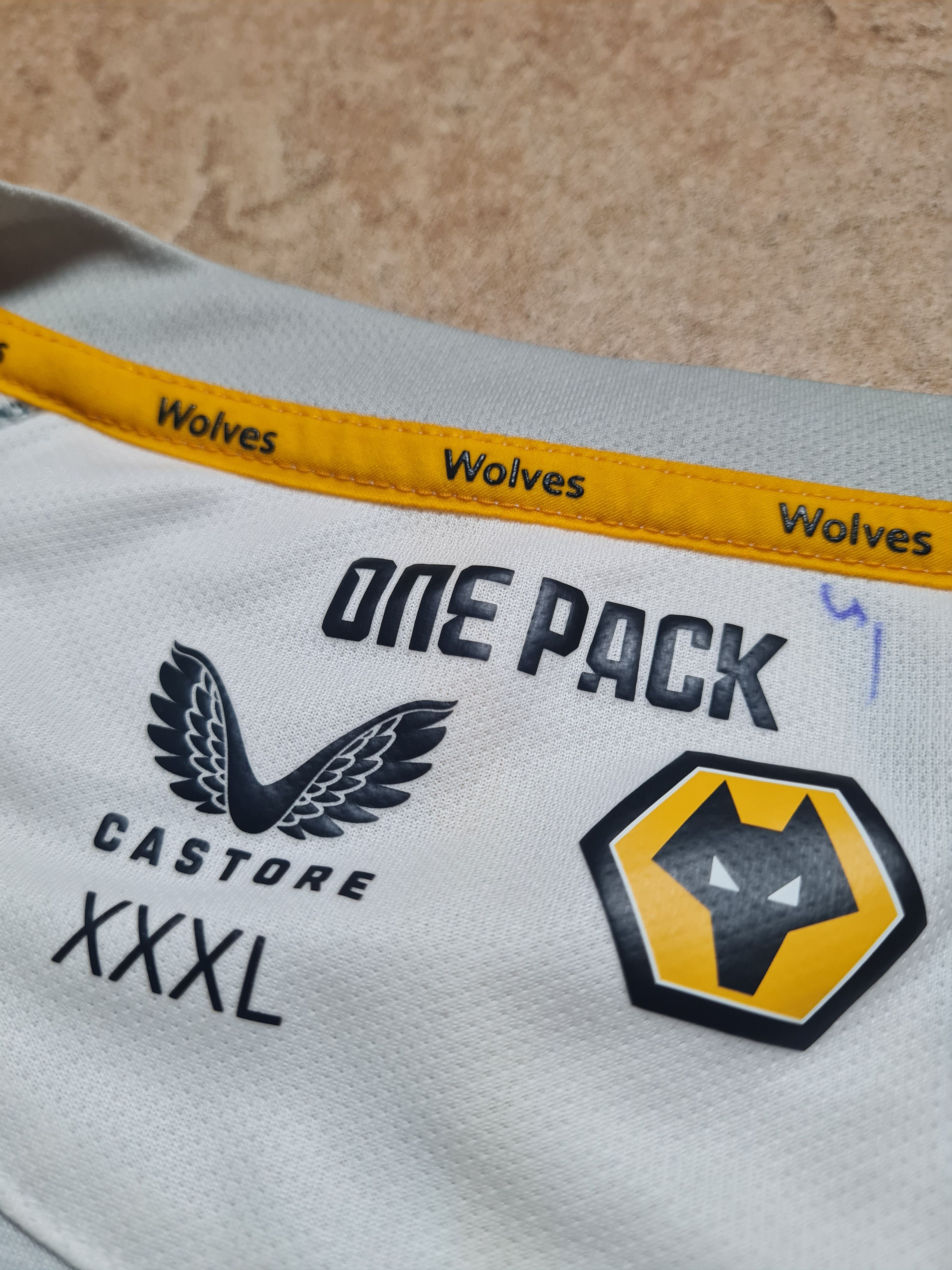 Castore Football jersey Camiseta Castore Wolverhampton Wanderers Size US XXL / EU 58 / 5 - 15 Thumbnail