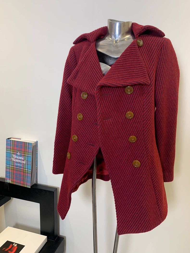Vivienne Westwood Vivienne Westwood size2 Red texture double row collar coat Size M / US 6-8 / IT 42-44 - 4 Thumbnail