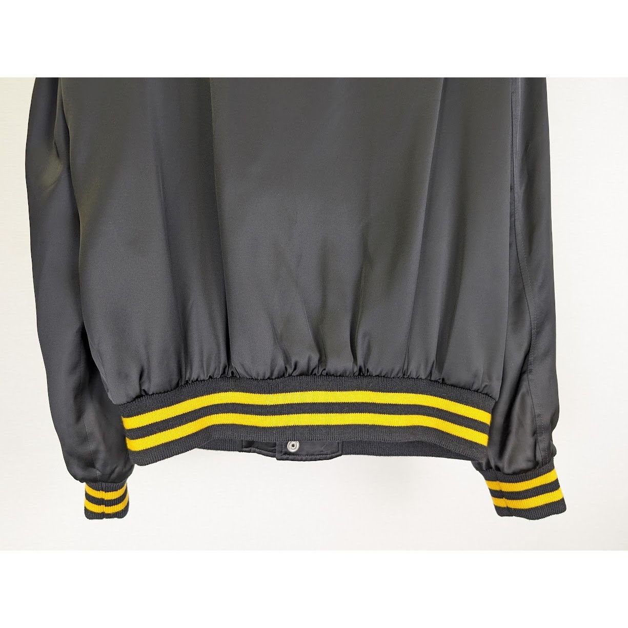 Celine o1rshd1 Bomber Jacket in Black/Yellow Size US S / EU 44-46 / 1 - 11 Thumbnail