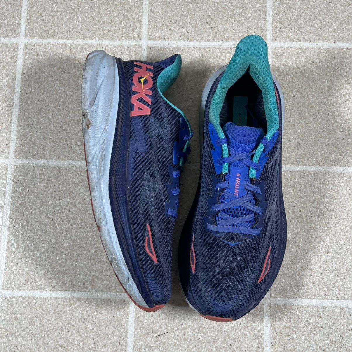 Hoka Hoka One One Clifton 9 Womens Size 9B Blue Pink Sneakers Size US 9 / IT 39 - 2 Thumbnail