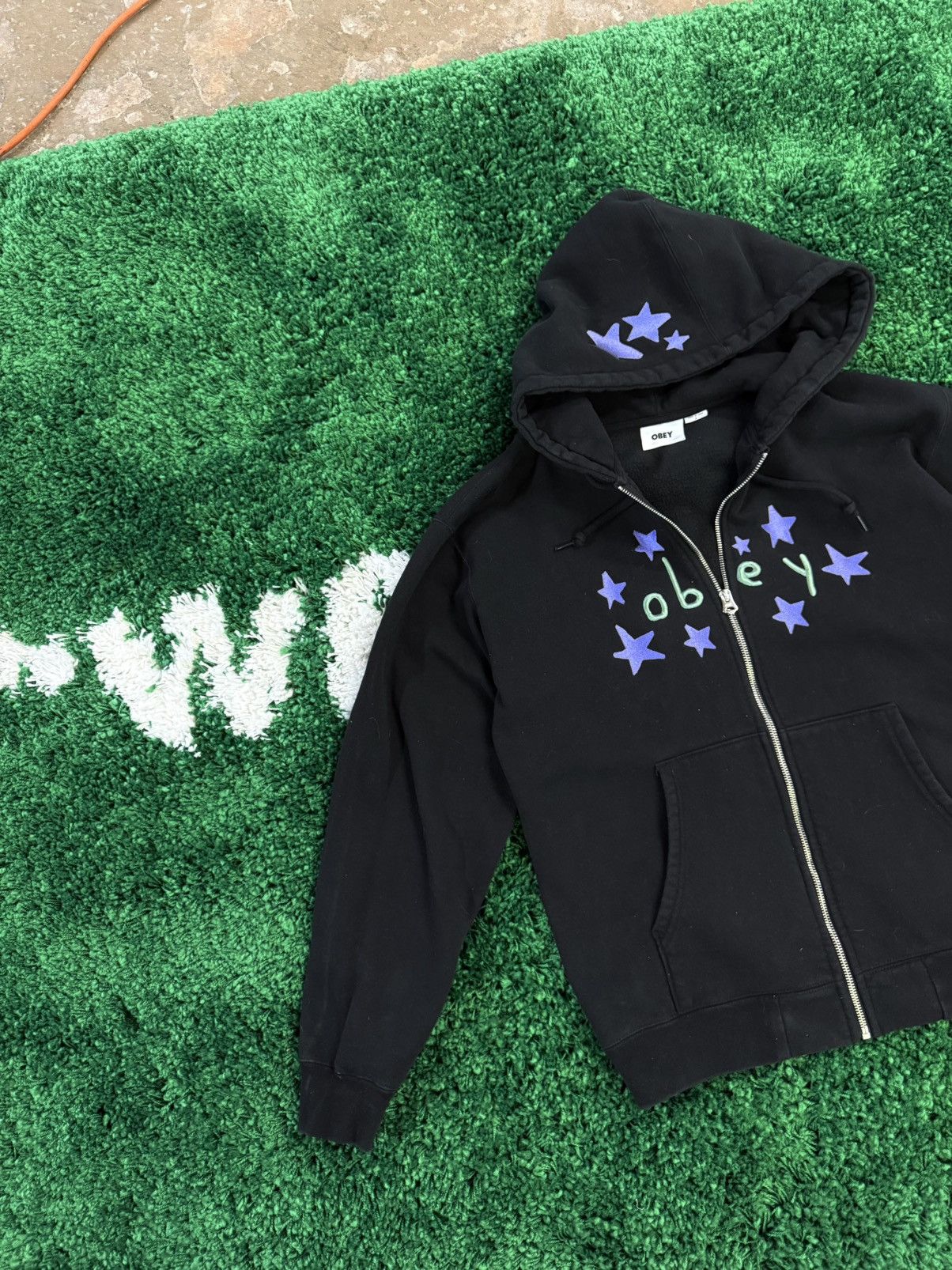 Obey Obey Black Embroidered Star Logo Zip Hoodie Sz. Large Size US L / EU 52-54 / 3 - 2 Thumbnail