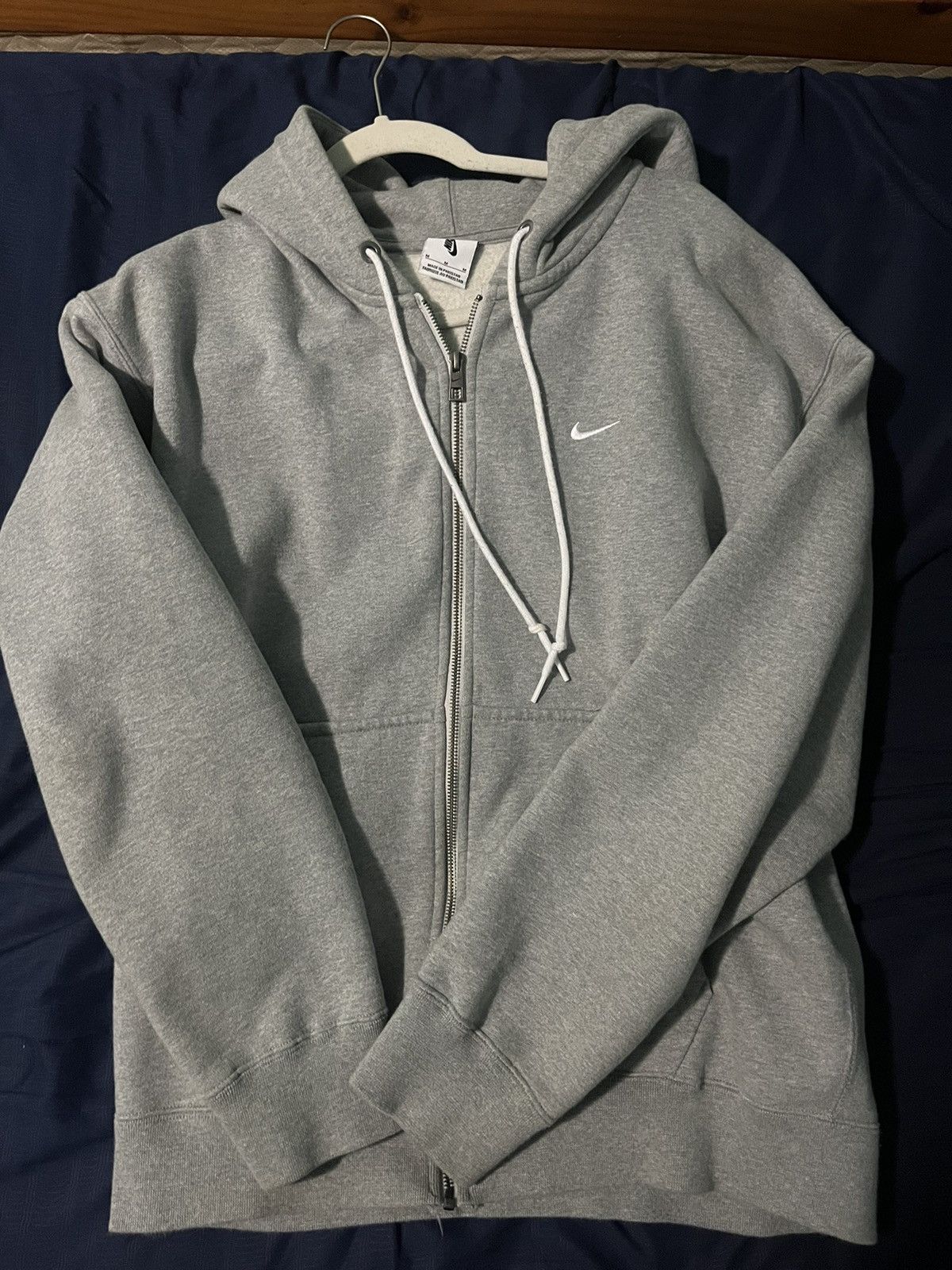 Nike Nike zipup hoodie size medium Size US M / EU 48-50 / 2 - 1 Thumbnail