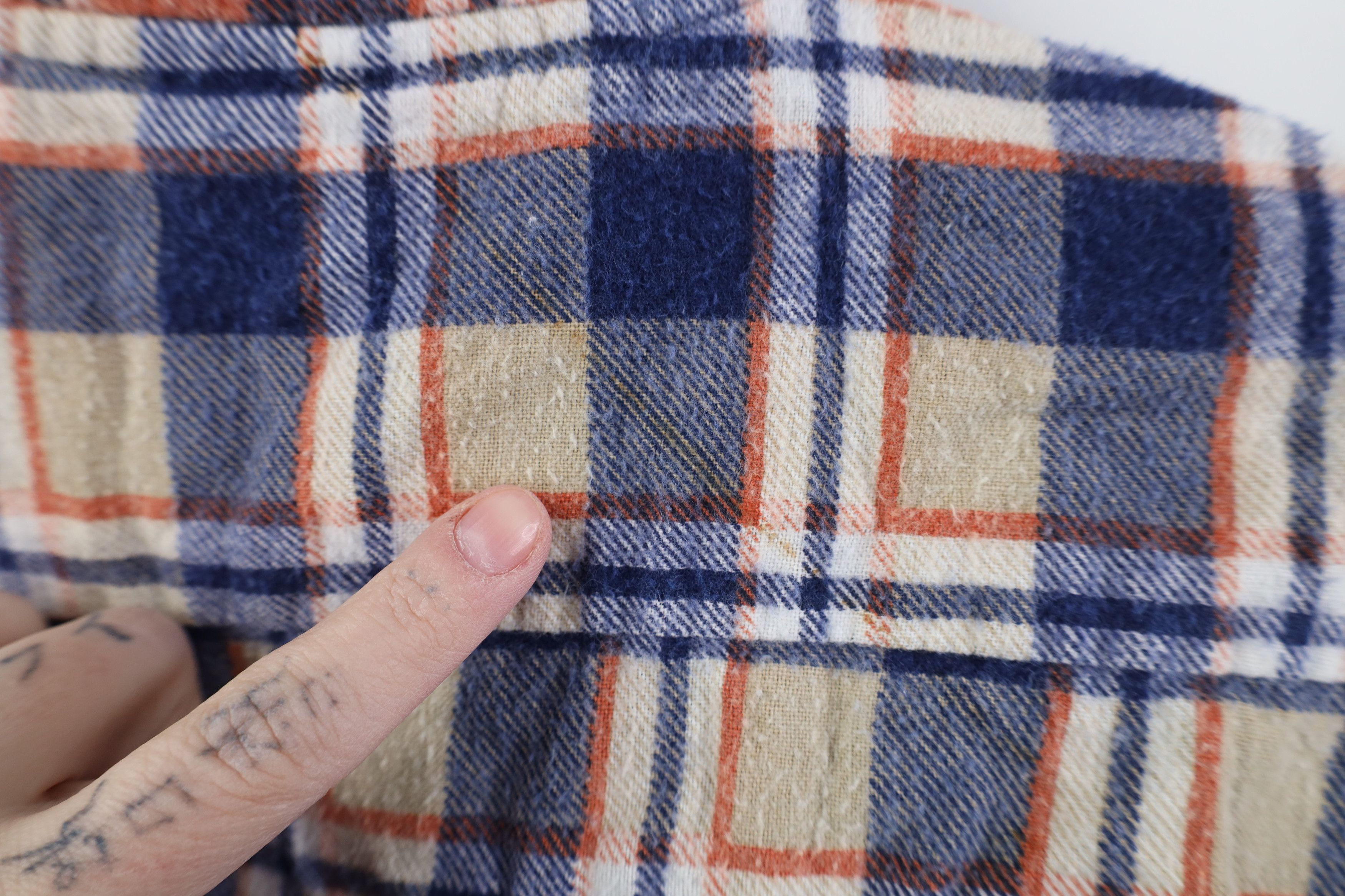 Vintage Vintage 60s 70s Streetwear Collar Button Shirt Plaid USA Size US S / EU 44-46 / 1 - 9 Thumbnail