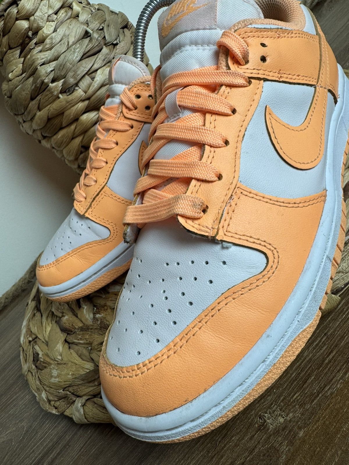 Nike × Nike ACG Nike Dunk low peach cream leather sneakers size 38 Size US 7 / IT 37 - 7 Thumbnail