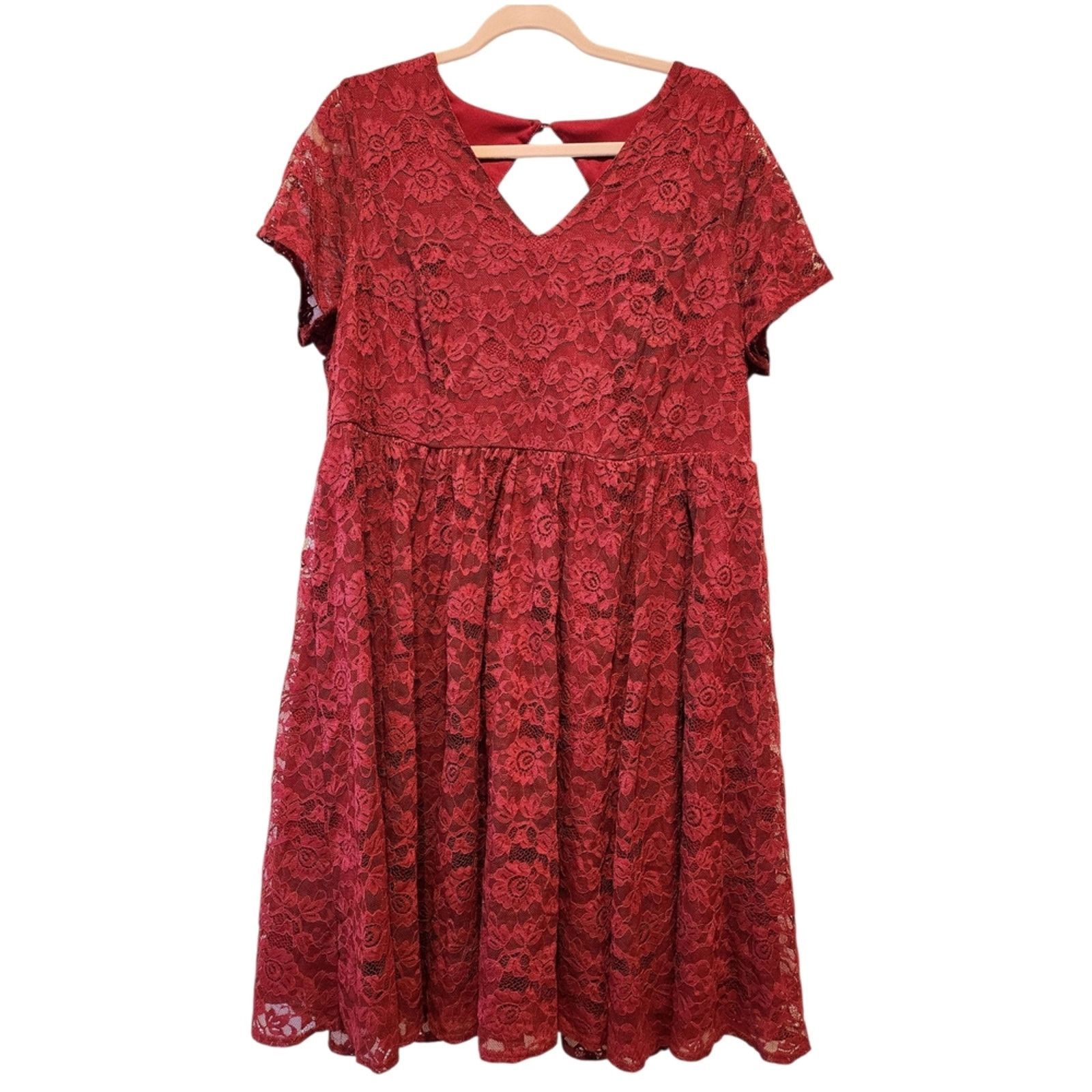 Torrid Burgundy Red Lace Short Sleeve Midi Dress - Size 18