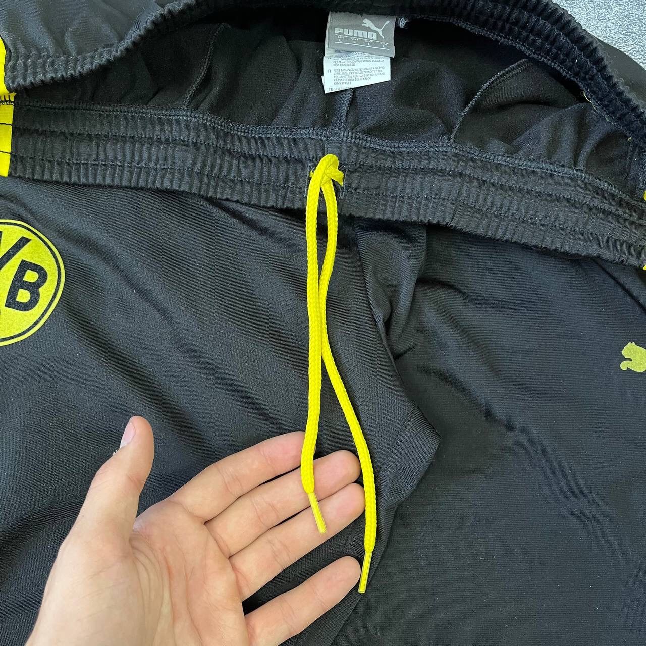 Puma Vintage Men's Borussia Dortmund Black Training PumaTrack Size US 34 / EU 50 - 5 Thumbnail