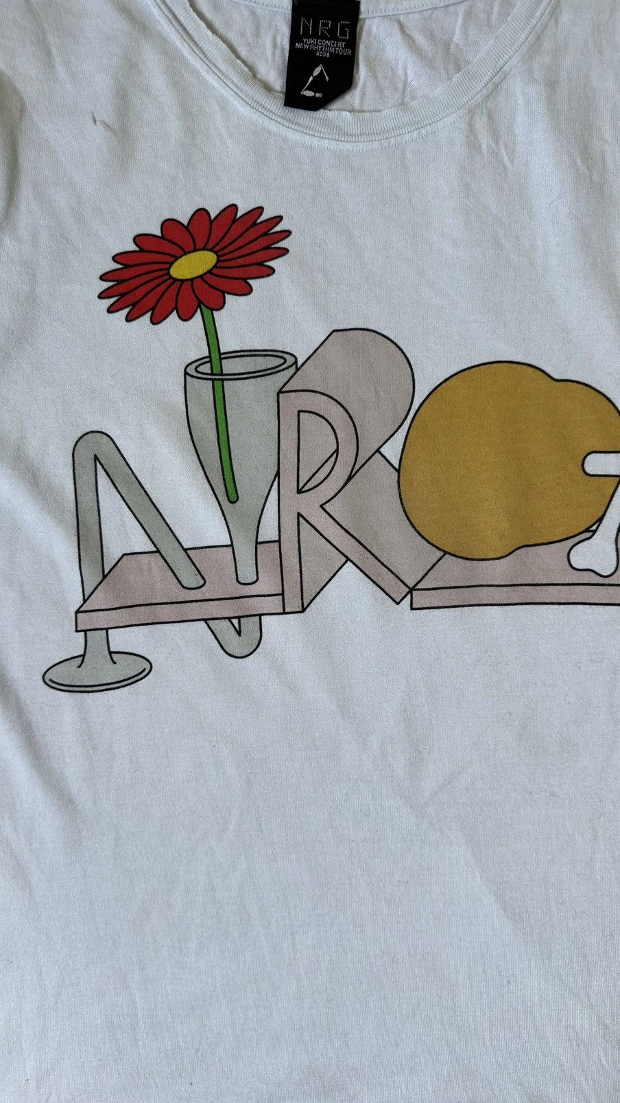 Other VINTAGE NRG YUKI CONCERT NEW RHYTHM TOUR TEE Size US S / EU 44-46 / 1 - 2 Thumbnail