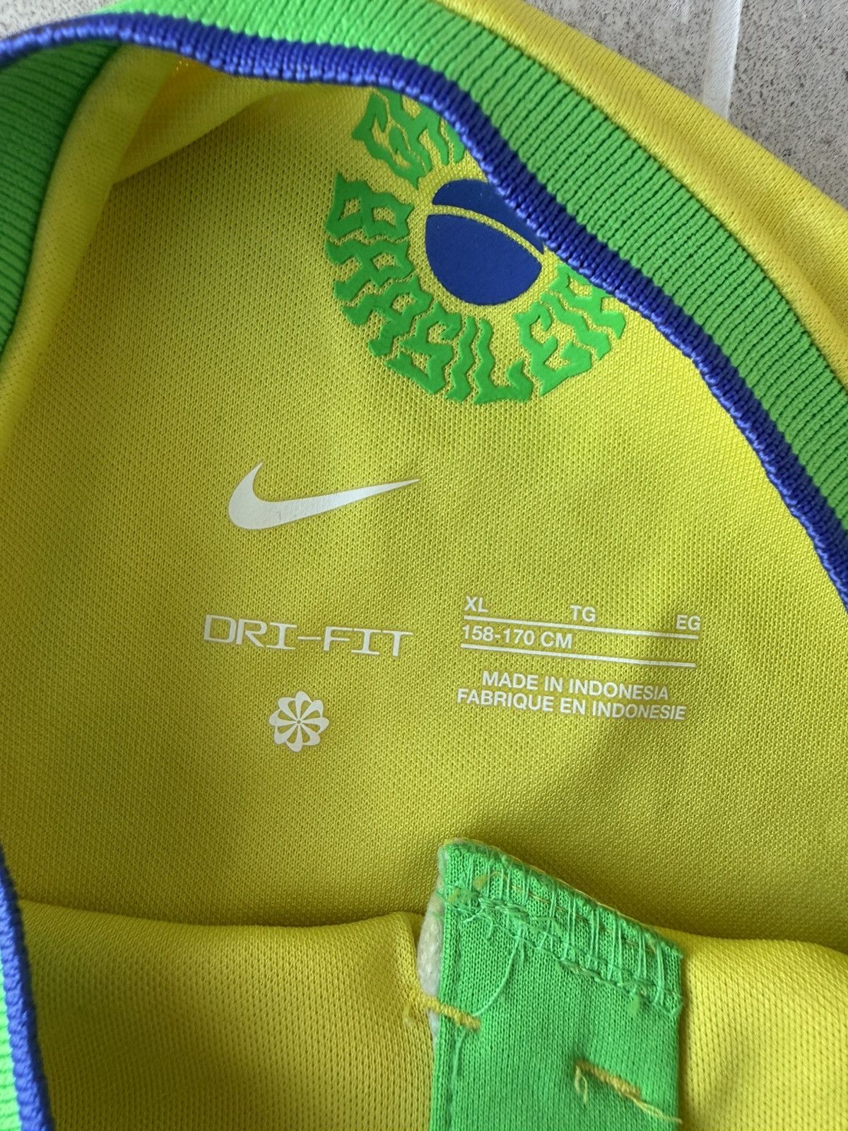Nike Nike Brasil Jersey Rare Vintage T-Shirt Size US S / EU 44-46 / 1 - 4 Thumbnail
