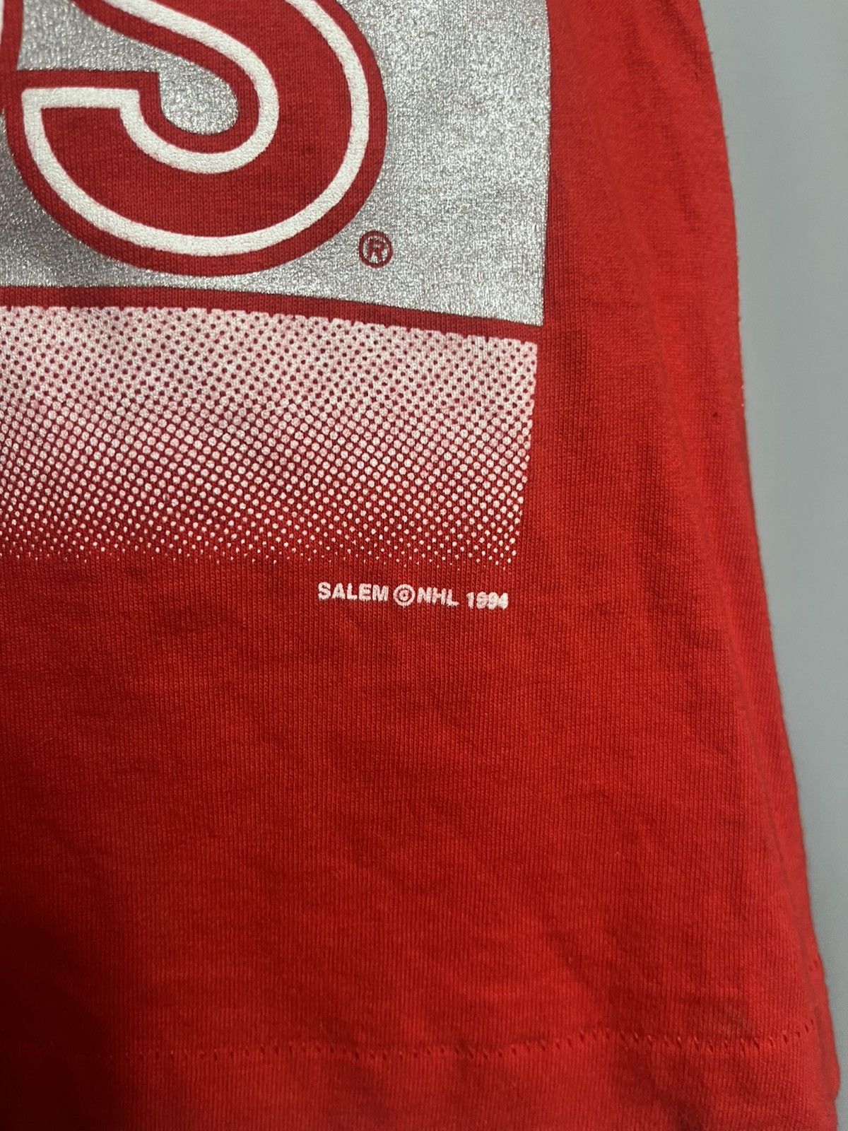 Vintage Vintage 1994 NHL Detroit Red Wings AOP Single Stitch Salem Size US XL / EU 56 / 4 - 5 Thumbnail