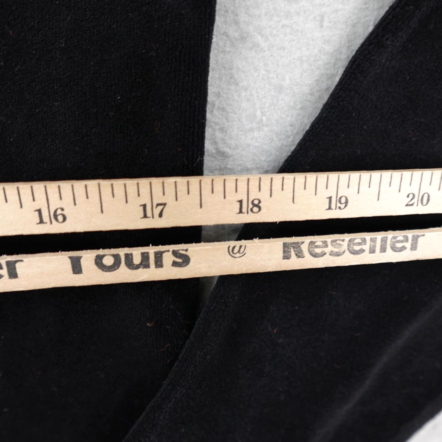 Juicy Couture VINTAGE Juicy Couture Hoodie Womens Medium Black Velour Tracksuit Jacket Y2K USA Size M / US 6-8 / IT 42-44 - 6 Thumbnail
