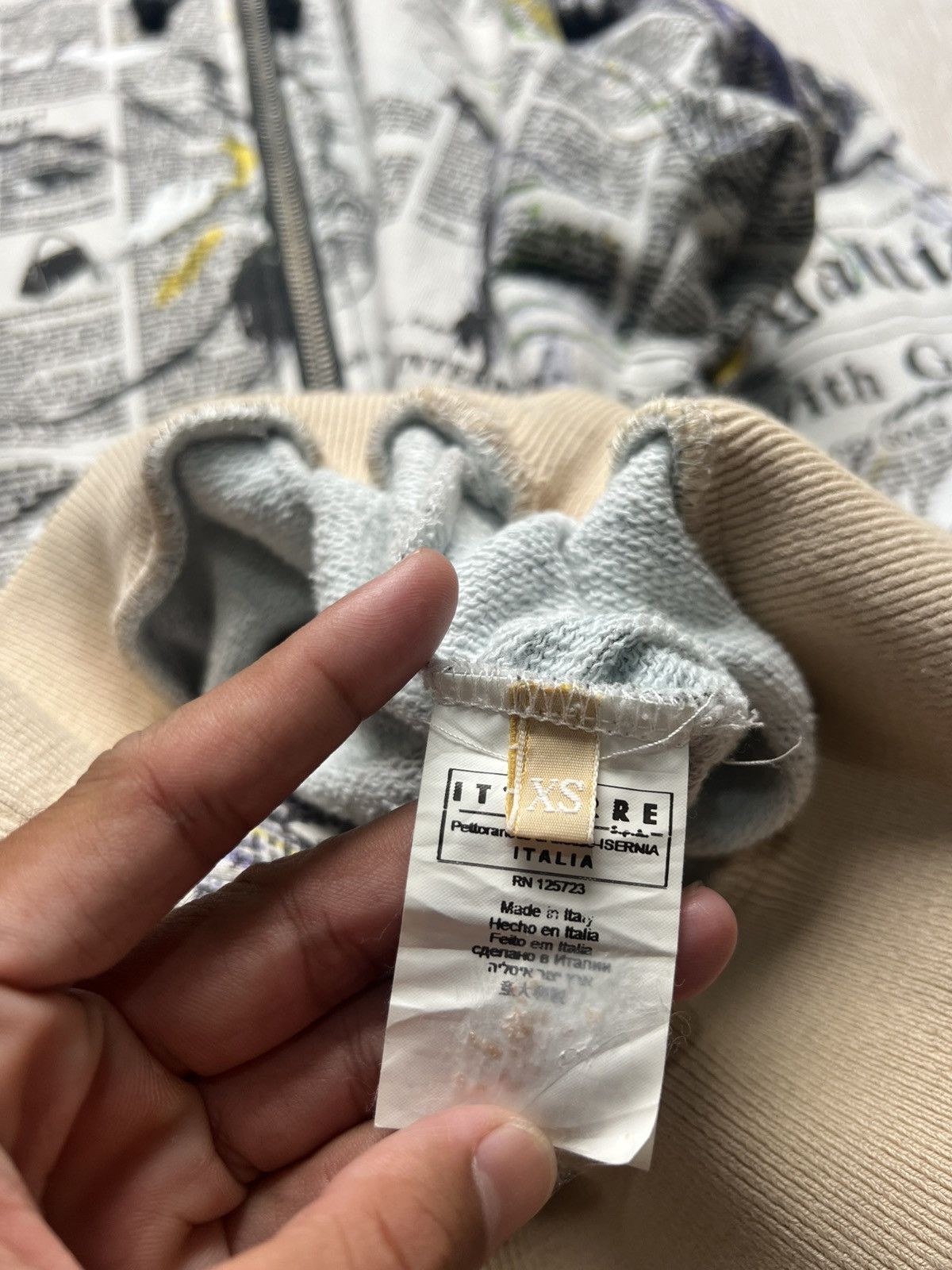 John Galliano John Galliano Gazette Newspaper Print Zip Hoodie Size US M / EU 48-50 / 2 - 8 Thumbnail