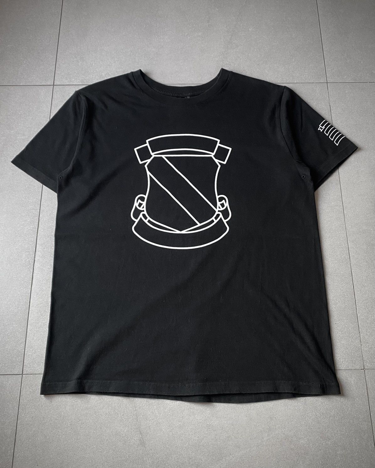 Number (N)ine Number (N)ine Crest Tee Size US L / EU 52-54 / 3 - 1 Thumbnail