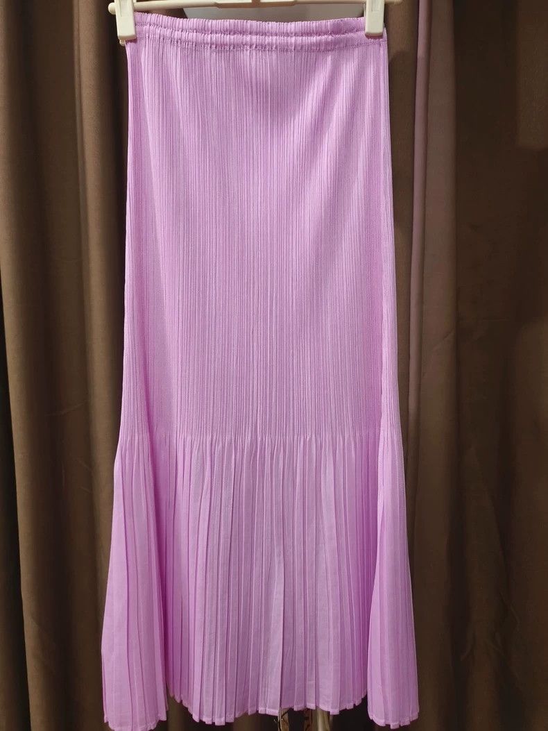 Issey Miyake Issey Miyake size:3 Pink pleated skirt Size 31" - 1 Thumbnail