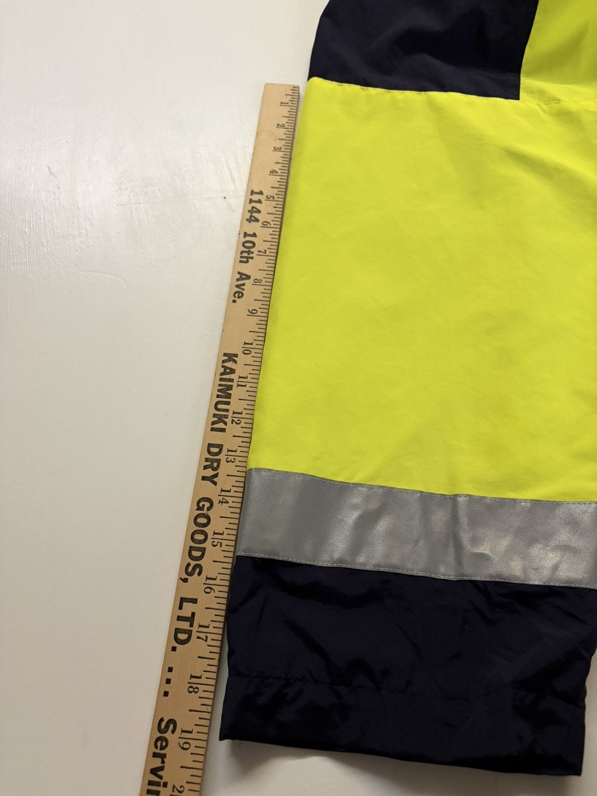 Vetements Vetements F/W19 Hi-Vis Anarchy Reflective Parka Size US XXL / EU 58 / 5 - 13 Thumbnail