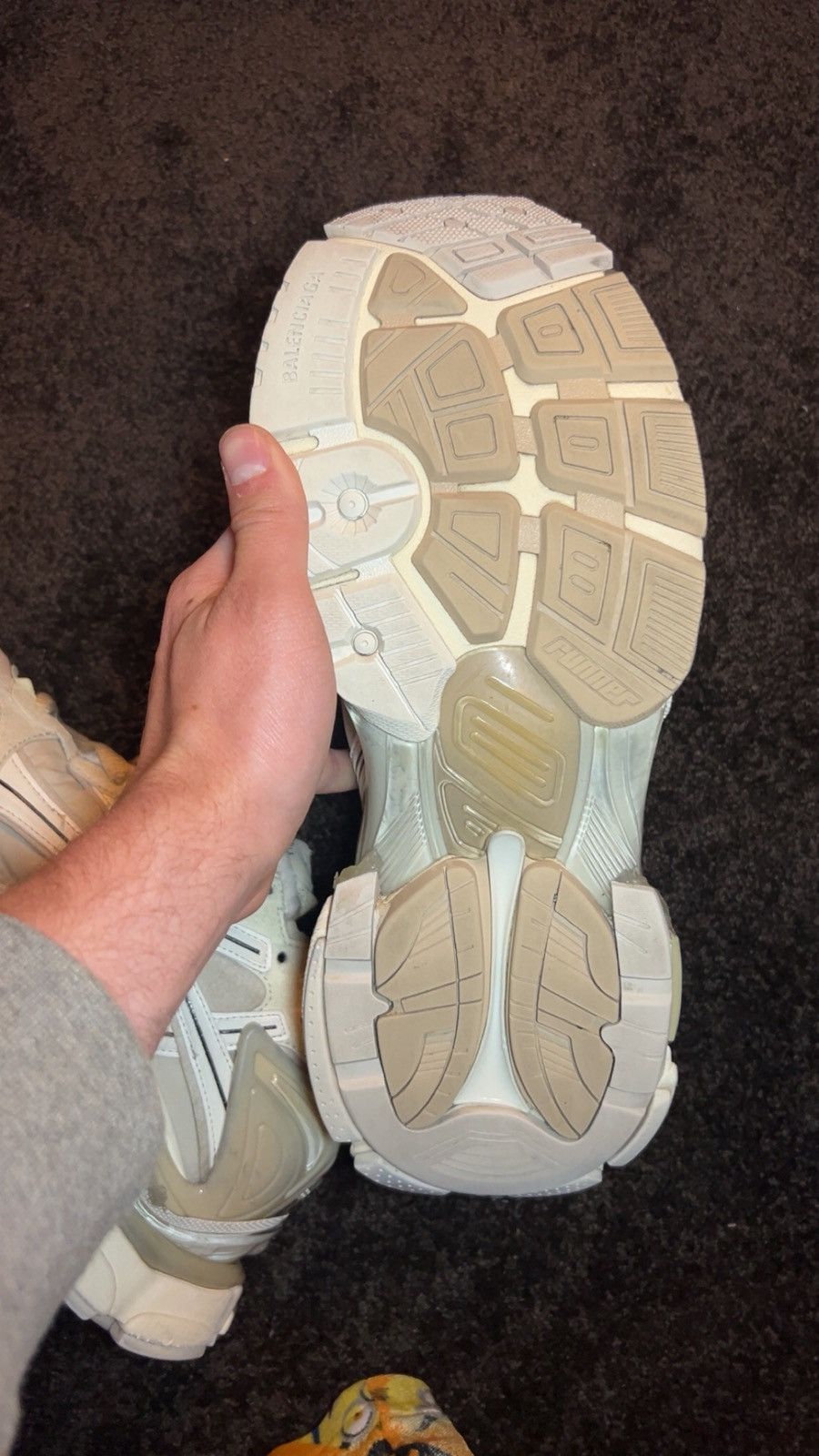 Balenciaga Balenciaga Runner Beige Size US 12 / EU 45 - 15 Thumbnail