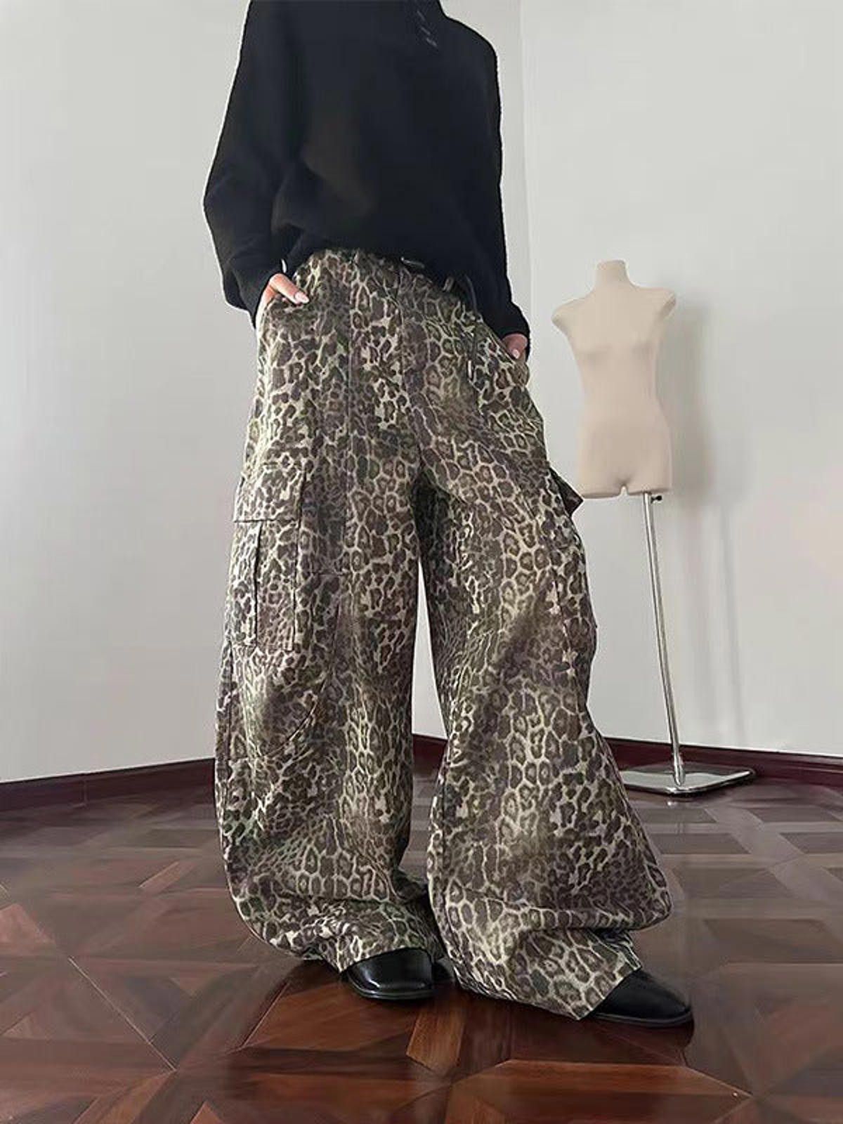 Other Leopard Print Wide Leg Cargo Pants, Baggy Trousers Size US 30 / EU 46 - 4 Thumbnail
