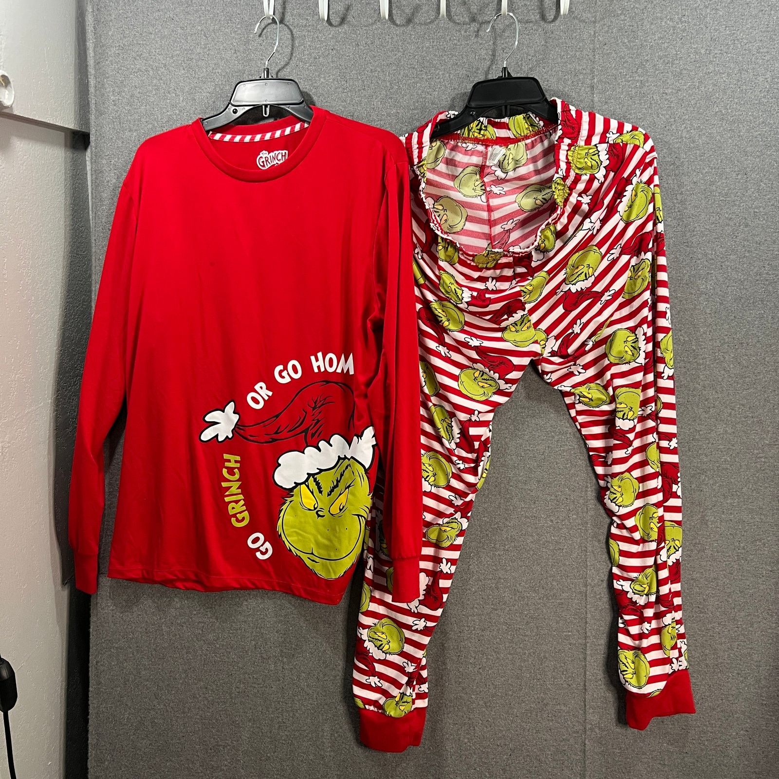 Other Dr. Seuss Grinch Matching Family Pajama Set of 4 Size M / US 6-8 / IT 42-44 - 11 Thumbnail