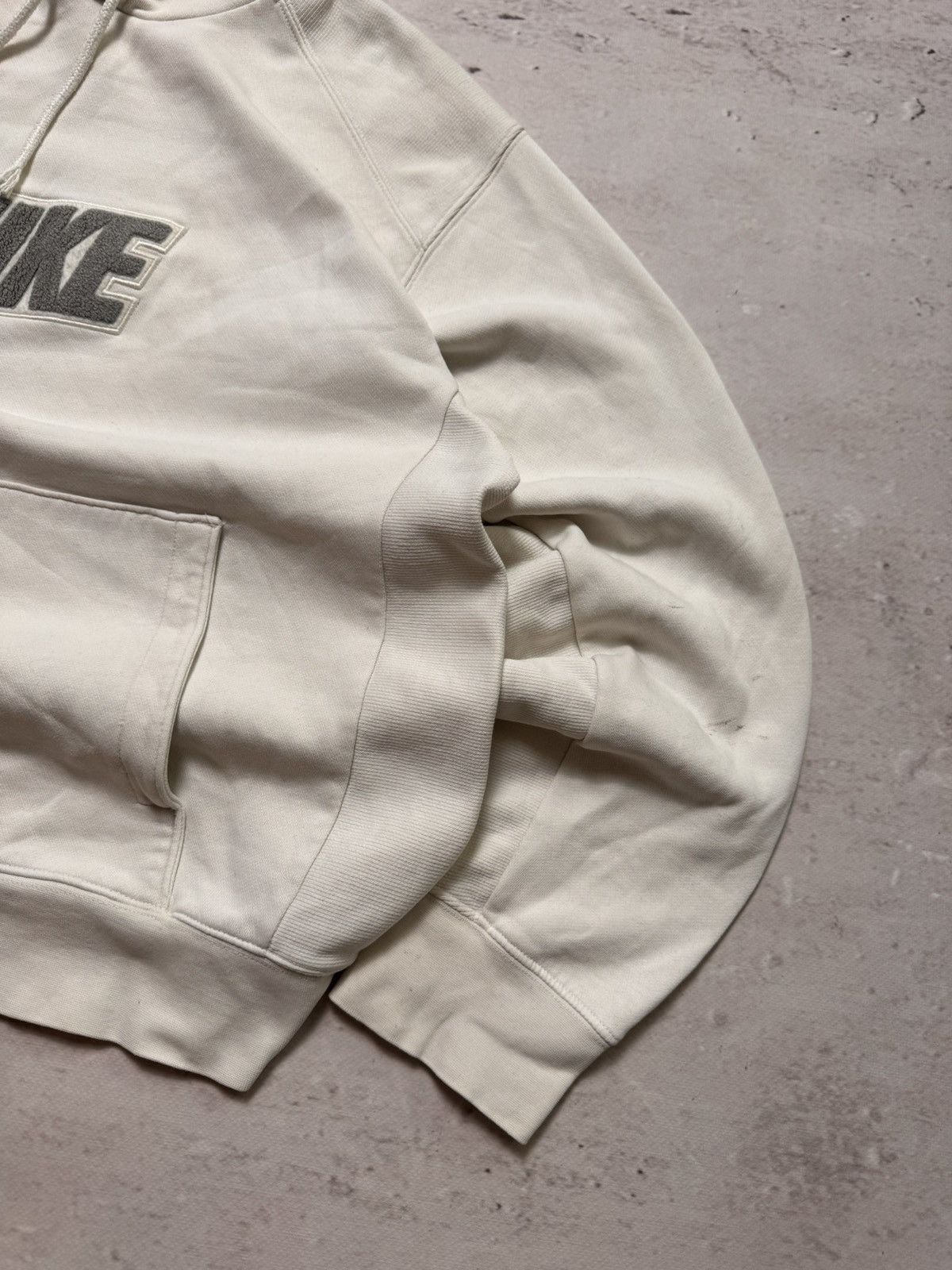 Nike × Vintage NIKE VINTAGE CENTER LOGO OVERSIZE BOXY HOODIE Size US M / EU 48-50 / 2 - 4 Thumbnail