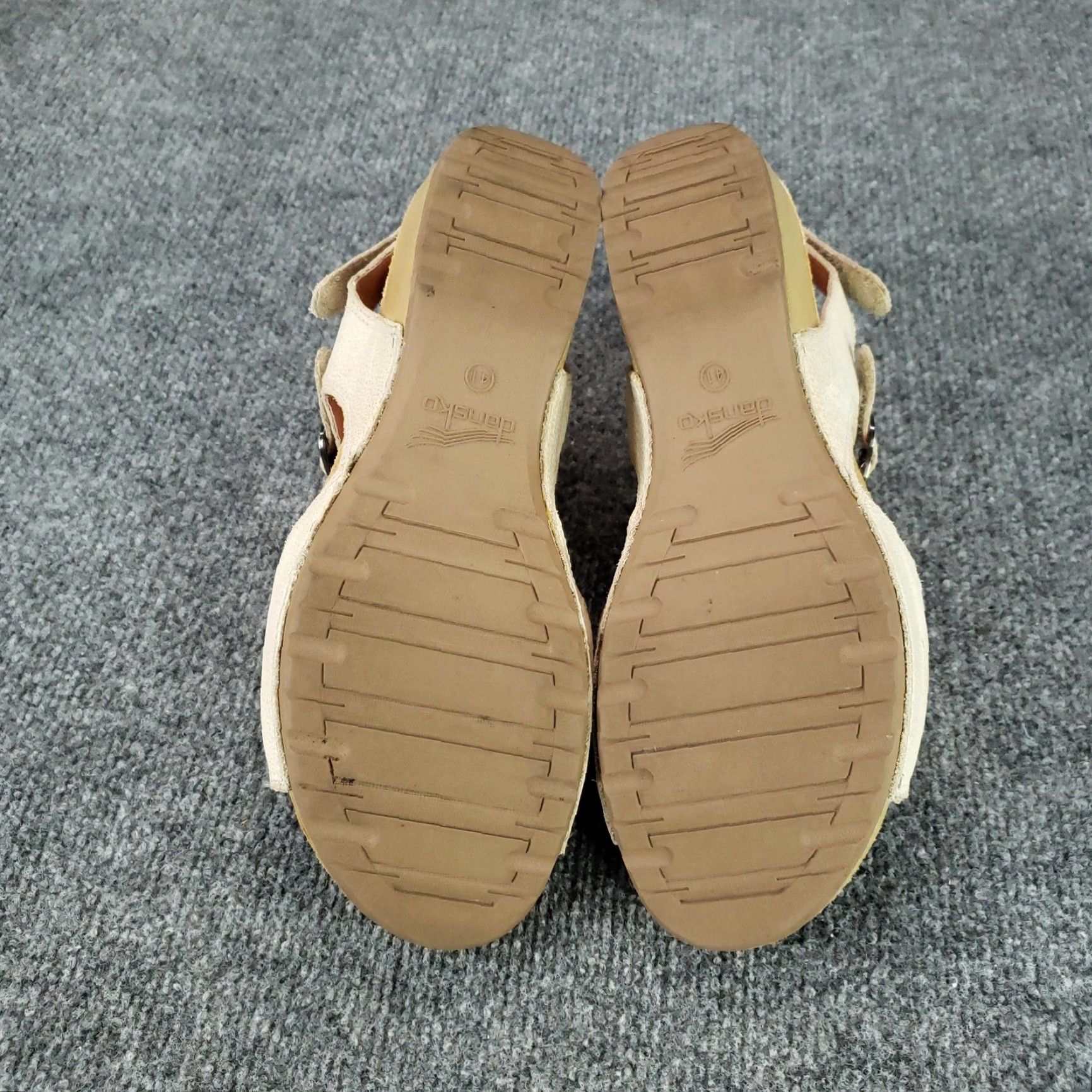 Dansko Dansko Sandals Beige Leather Wedge Heel Ankle Strap Comfort Womens Size 11 Shoes Size US 11 / IT 41 - 7 Thumbnail