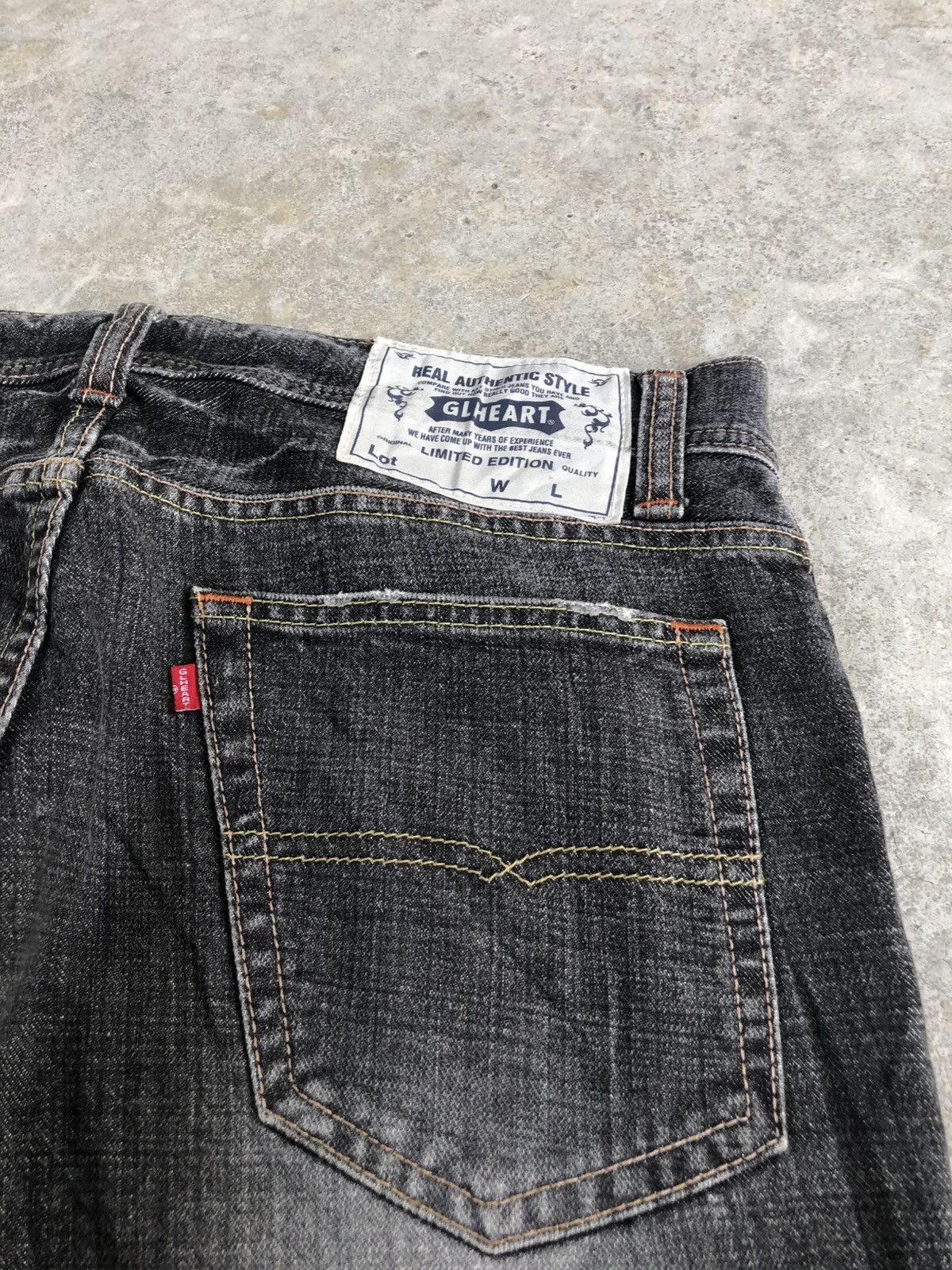 If Six Was Nine Japanese GL Heart Flared Jeans Distressed Denim Size US 33 - 16 Thumbnail
