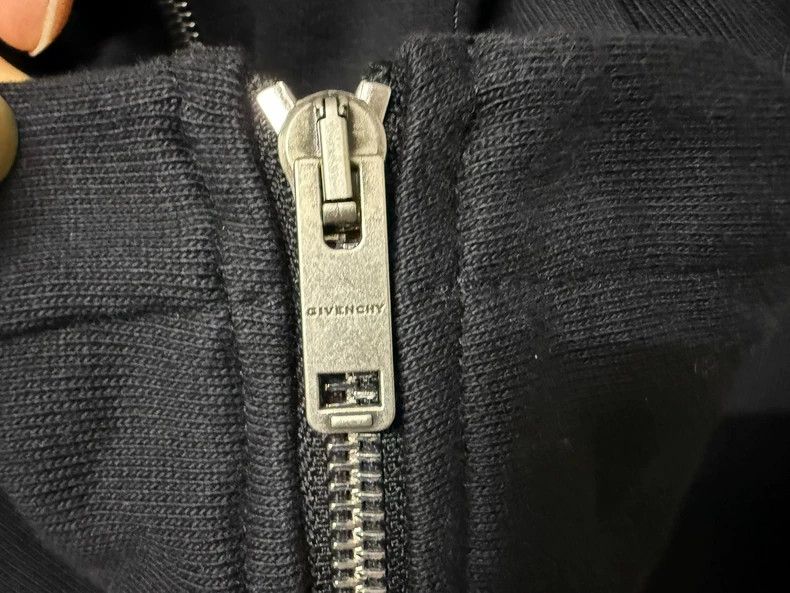 Givenchy Givenchy Runway Loose Half-Zip Hooded Sweatshirt Jacket Size US XL / EU 56 / 4 - 4 Thumbnail