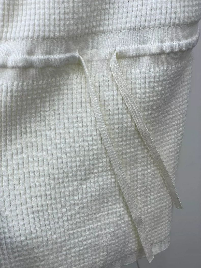 Chanel Chanel 24A knitted drawstring suspender vest 2504-Nextarrow Size XXS / US 00 / IT 34 - 5 Thumbnail