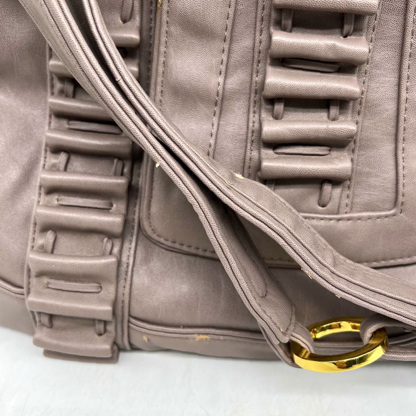 Vintage Mark Leather Shoulder Bag Womens Beige 9X14 Inch Medium Purse Inner Pockets, Handbag, Snap, Designer, Party/Cocktail, Brand Mark, Beige Size ONE SIZE - 4 Thumbnail