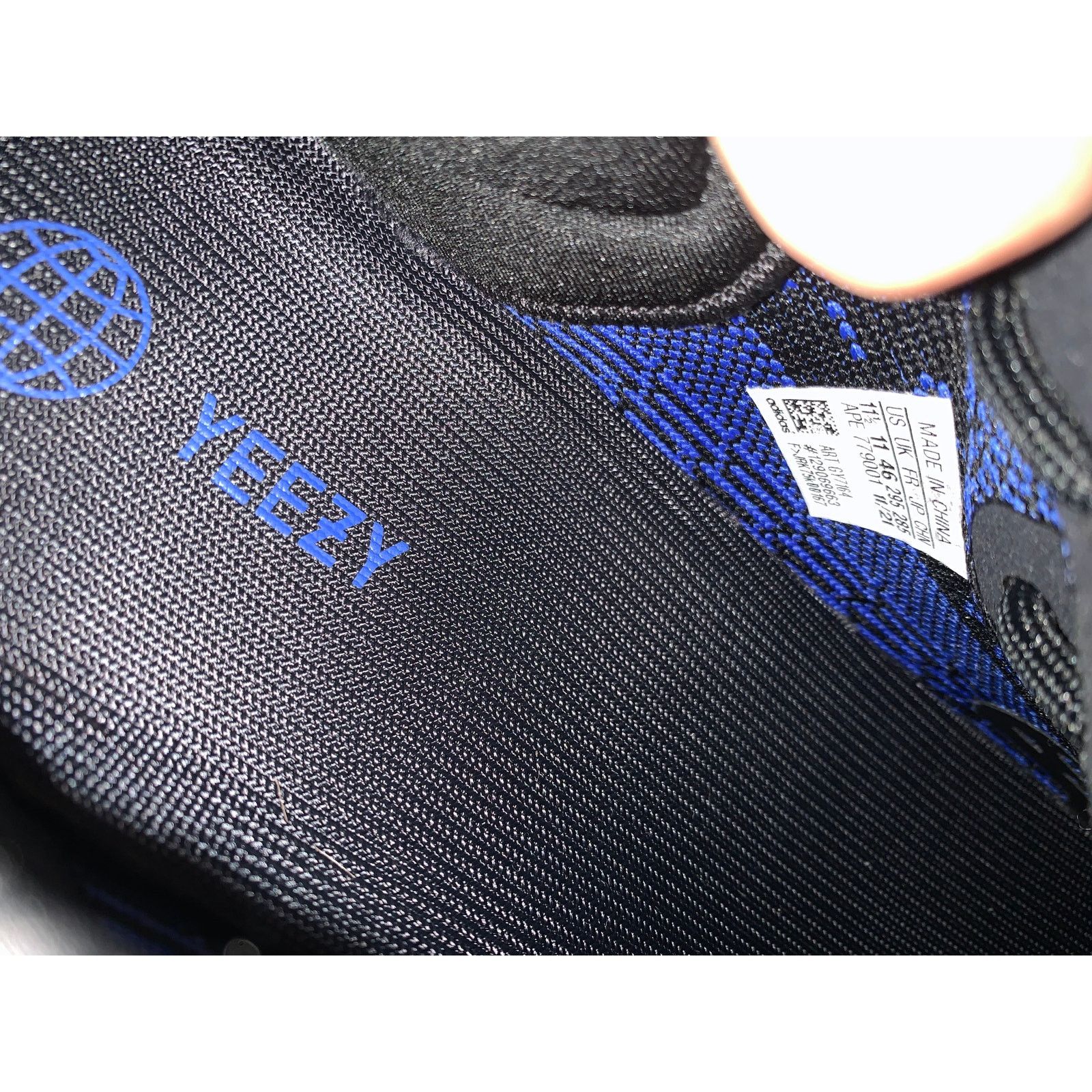 Adidas adidas Yeezy Boost 350 V2 Dazzling Blue Size 11.5 Used Size US 11.5 / EU 44-45 - 7 Thumbnail