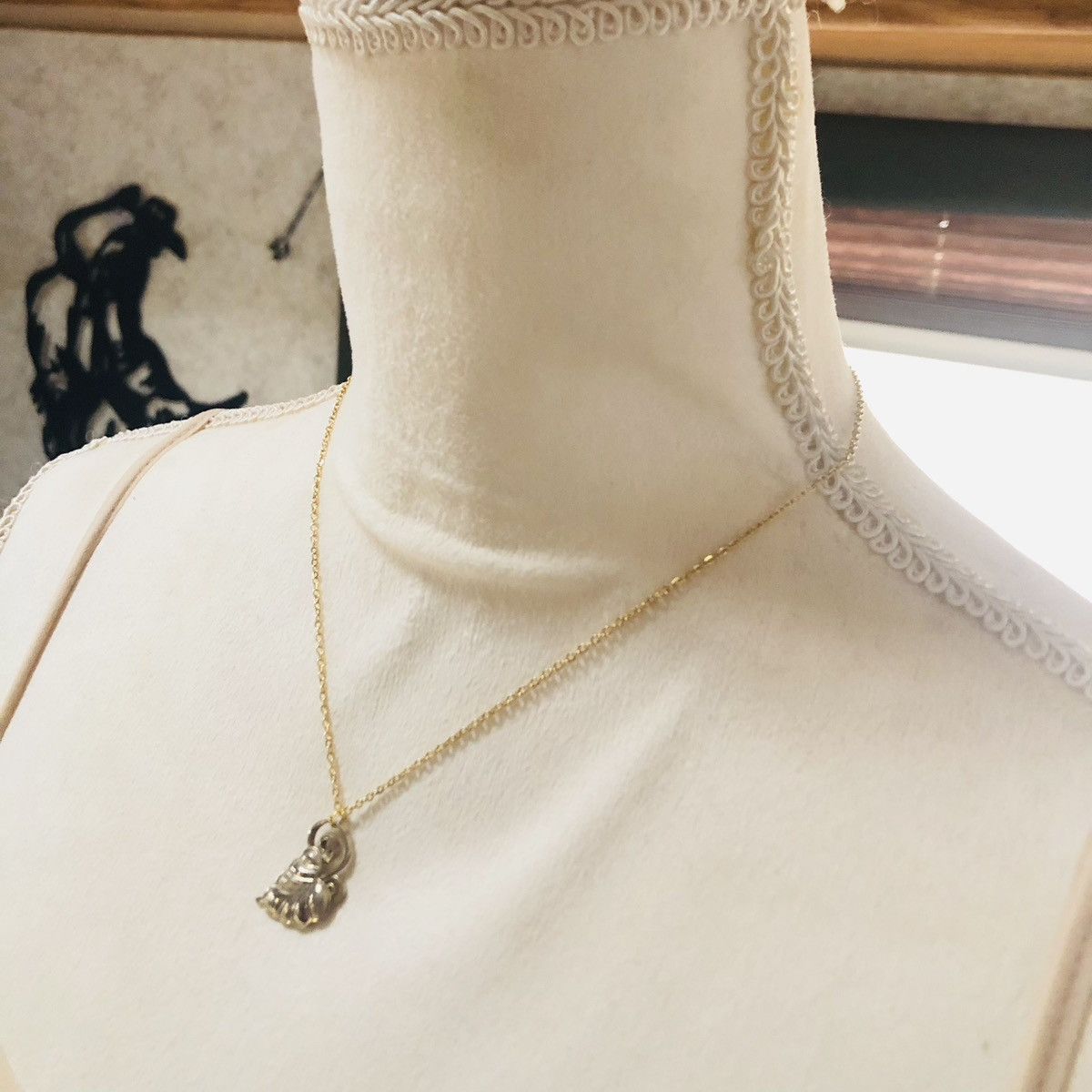 Handmade Handcrafted vintage old filigree leaf pendant necklace Size ONE SIZE - 3 Thumbnail