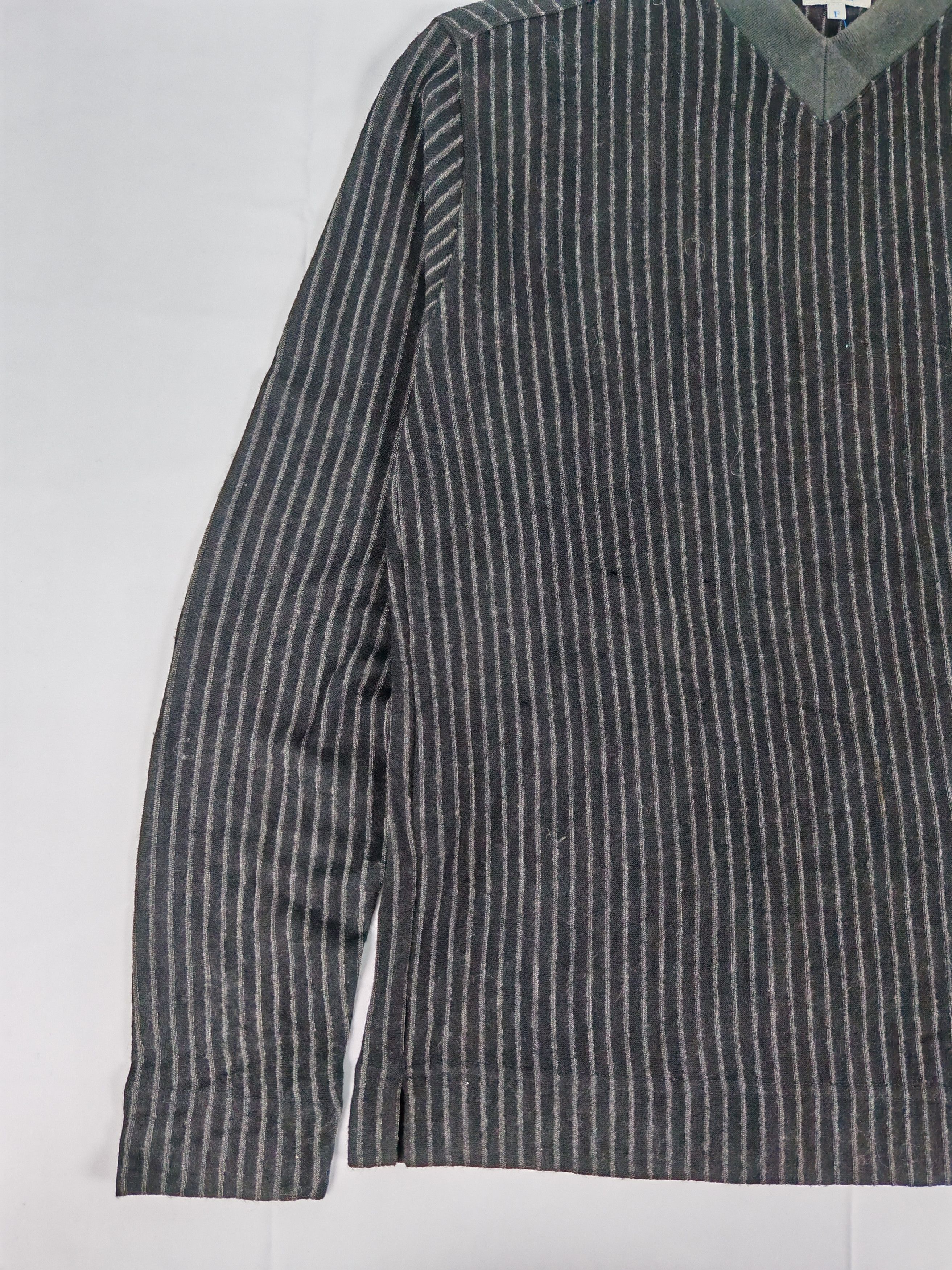 Kenzo Kenzo Homme Black Pinstripe V-Neck Lng Sleeve T-shirt Size US S / EU 44-46 / 1 - 4 Thumbnail