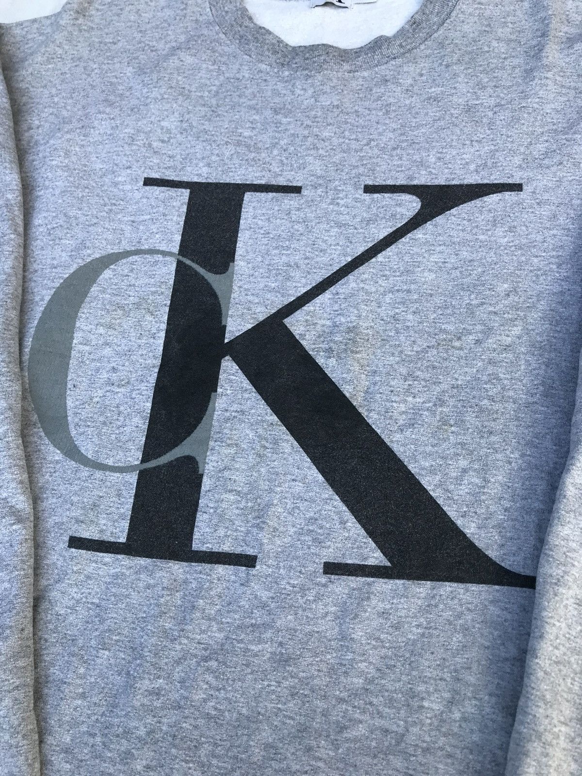 Calvin Klein × Designer × Vintage Vintage Calvin Klein Big Logo Sweatshirt Size US M / EU 48-50 / 2 - 3 Thumbnail