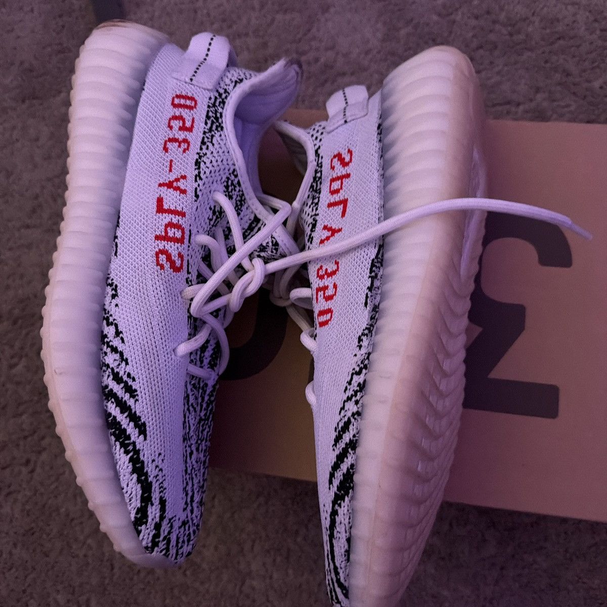 Yeezy Yeezy Zebra Size US 8.5 / EU 41-42 - 2 Thumbnail