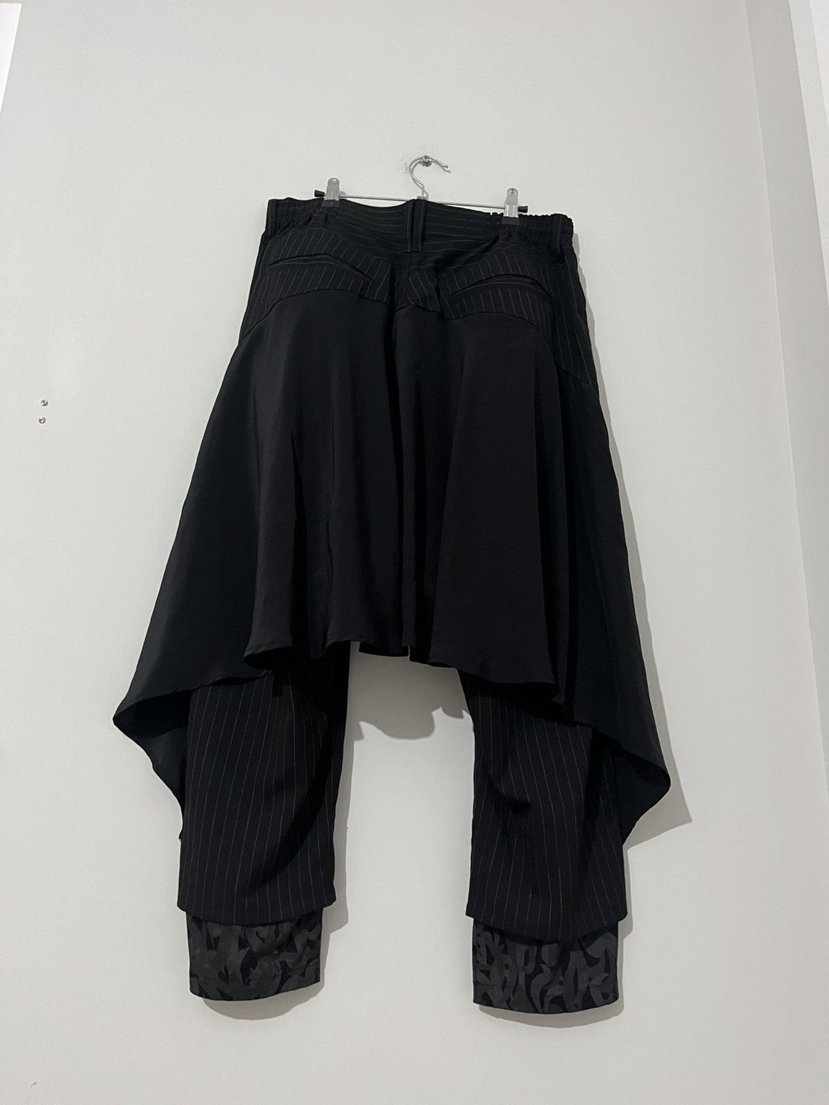 Roen Roen batwing layered capris/pants. Size US 32 / EU 48 - 3 Thumbnail