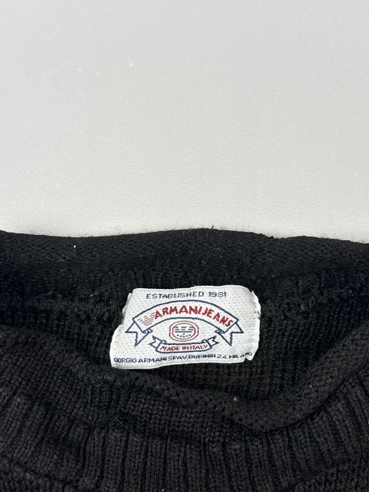 Armani Armani jersey black vintage size L men Size US L / EU 52-54 / 3 - 6 Thumbnail