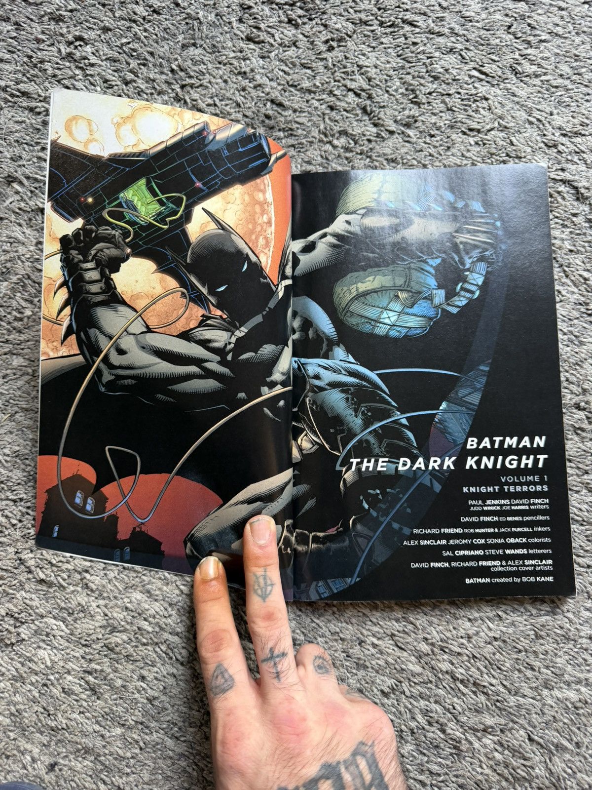 DC Comics 2012 DC Comics Batman The Dark Knight Vol. 1 Knight Terrors Size ONE SIZE - 5 Thumbnail