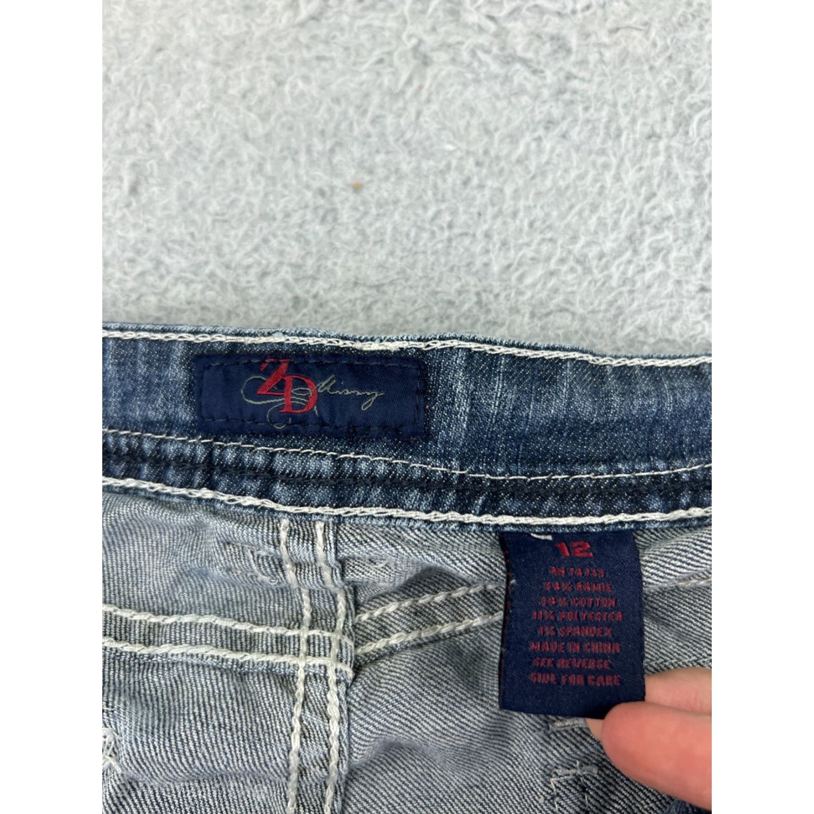 Vintage ZD Missy Jeans Capri Womens 12 Blue Denim Embroidered Stretch Cotton Blend Pockets 5-Pocket Design Mid Rise Adult Jeans Boys? Size 34" / US 12 / IT 48 - 4 Thumbnail