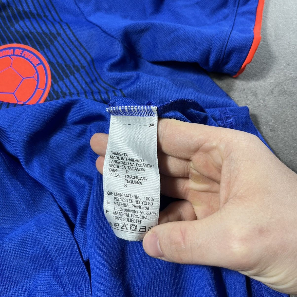Adidas Adidas Vintage Columbia Soccer Jersey Tee Tshirt Blokecore Size US S / EU 44-46 / 1 - 15 Thumbnail